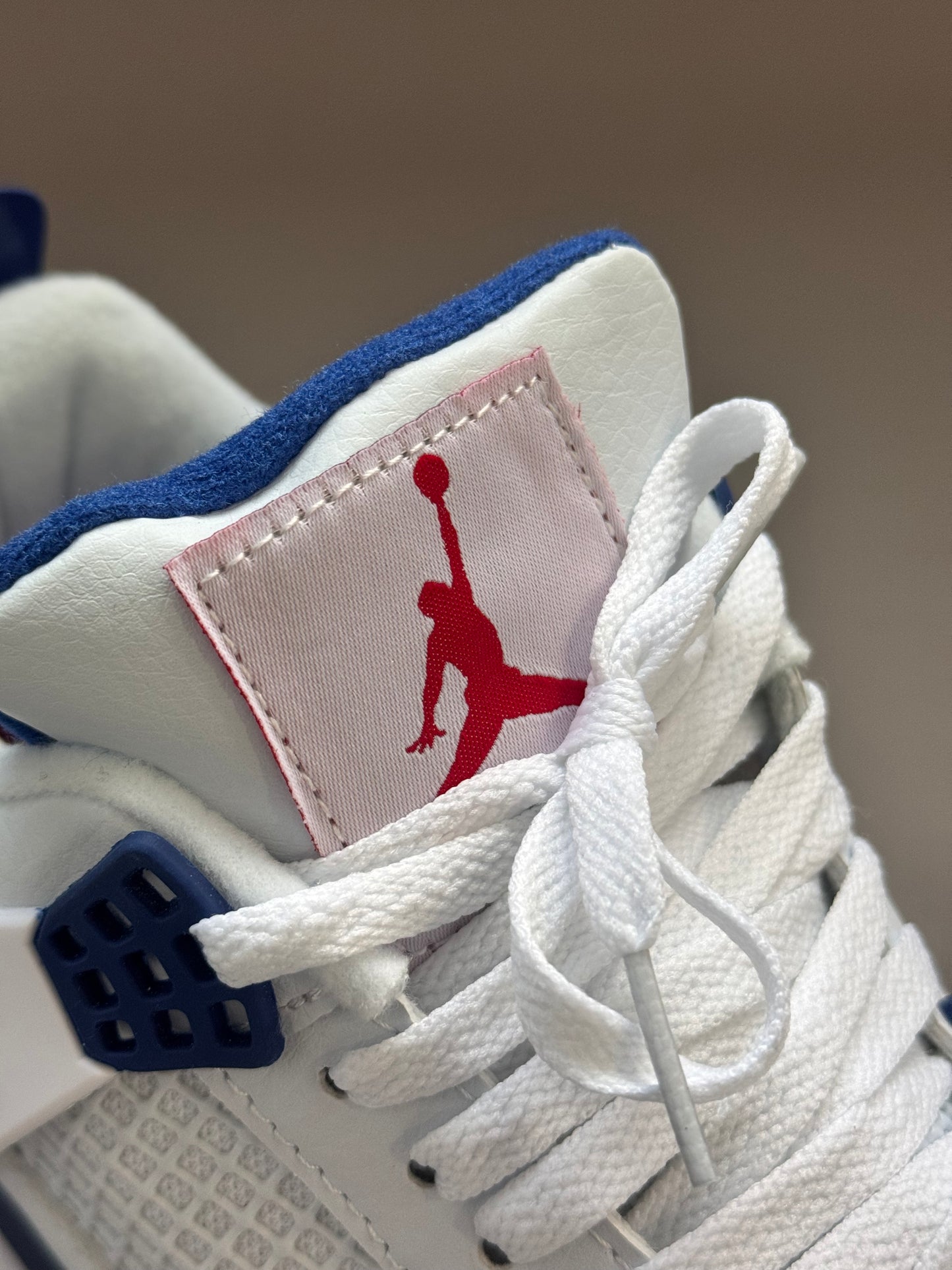 Air Jordan 4 SB Navy