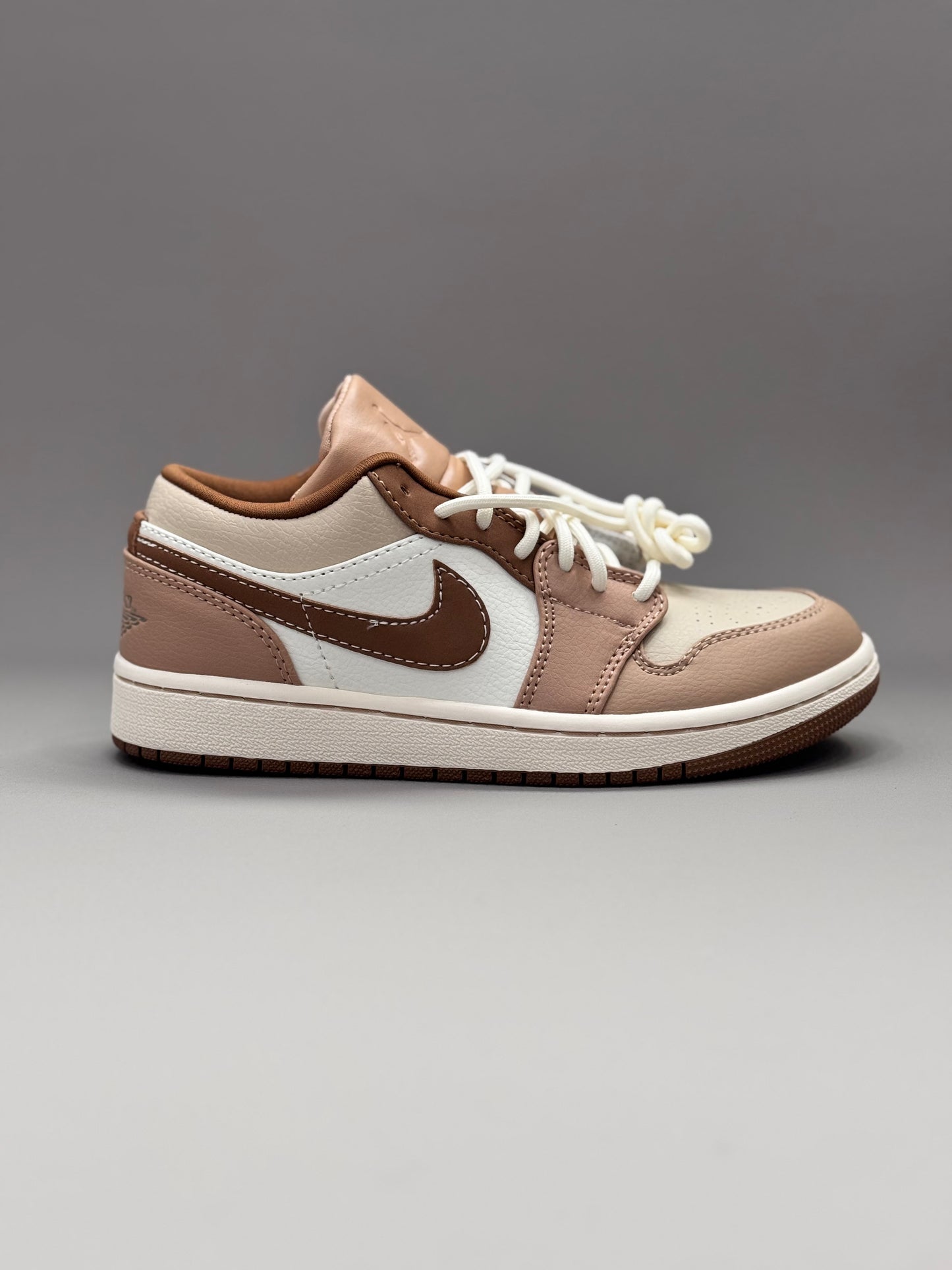 Air Jordan Low SE Hemp Light British Tan