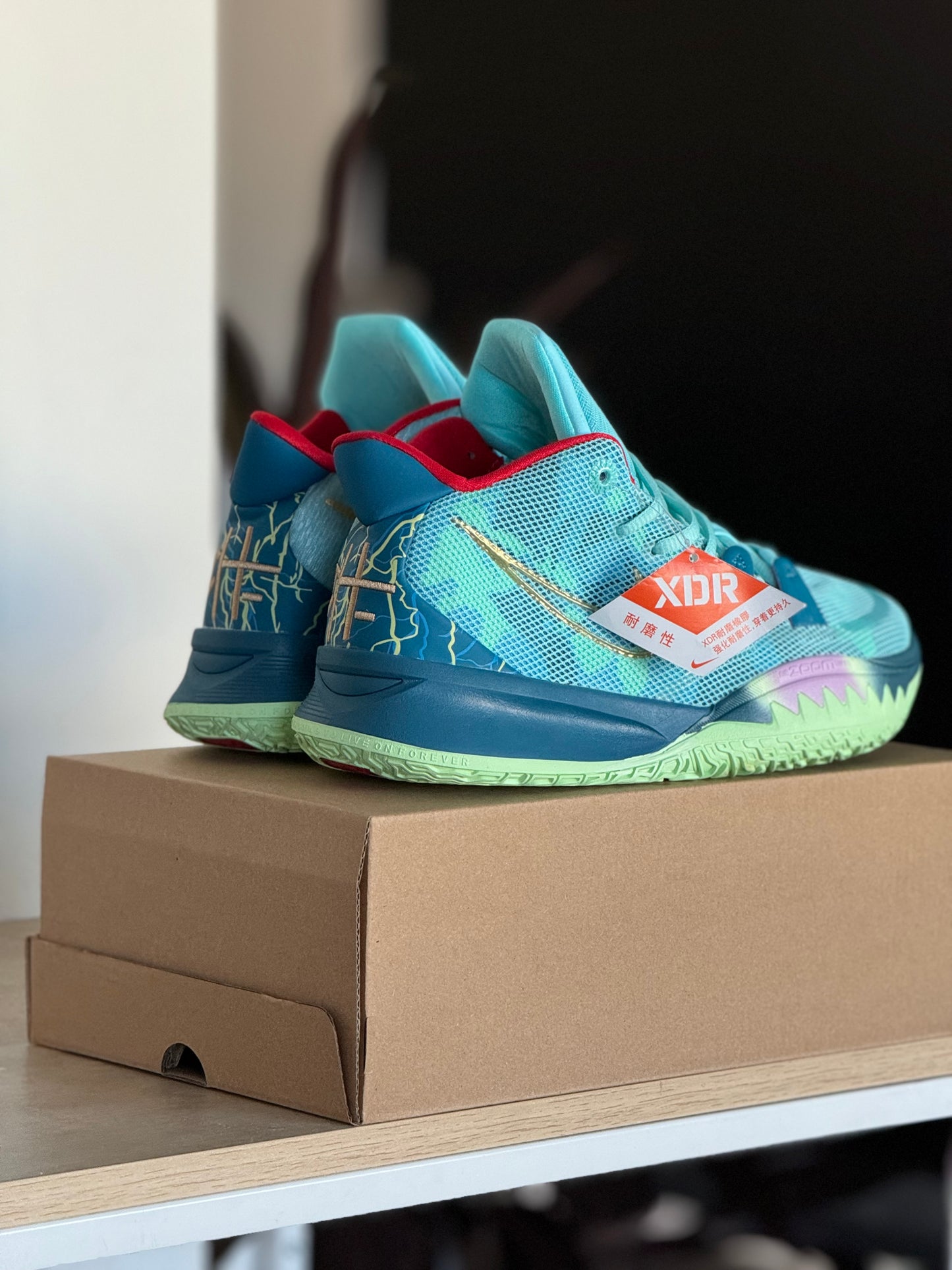 Nike Kryrie 7