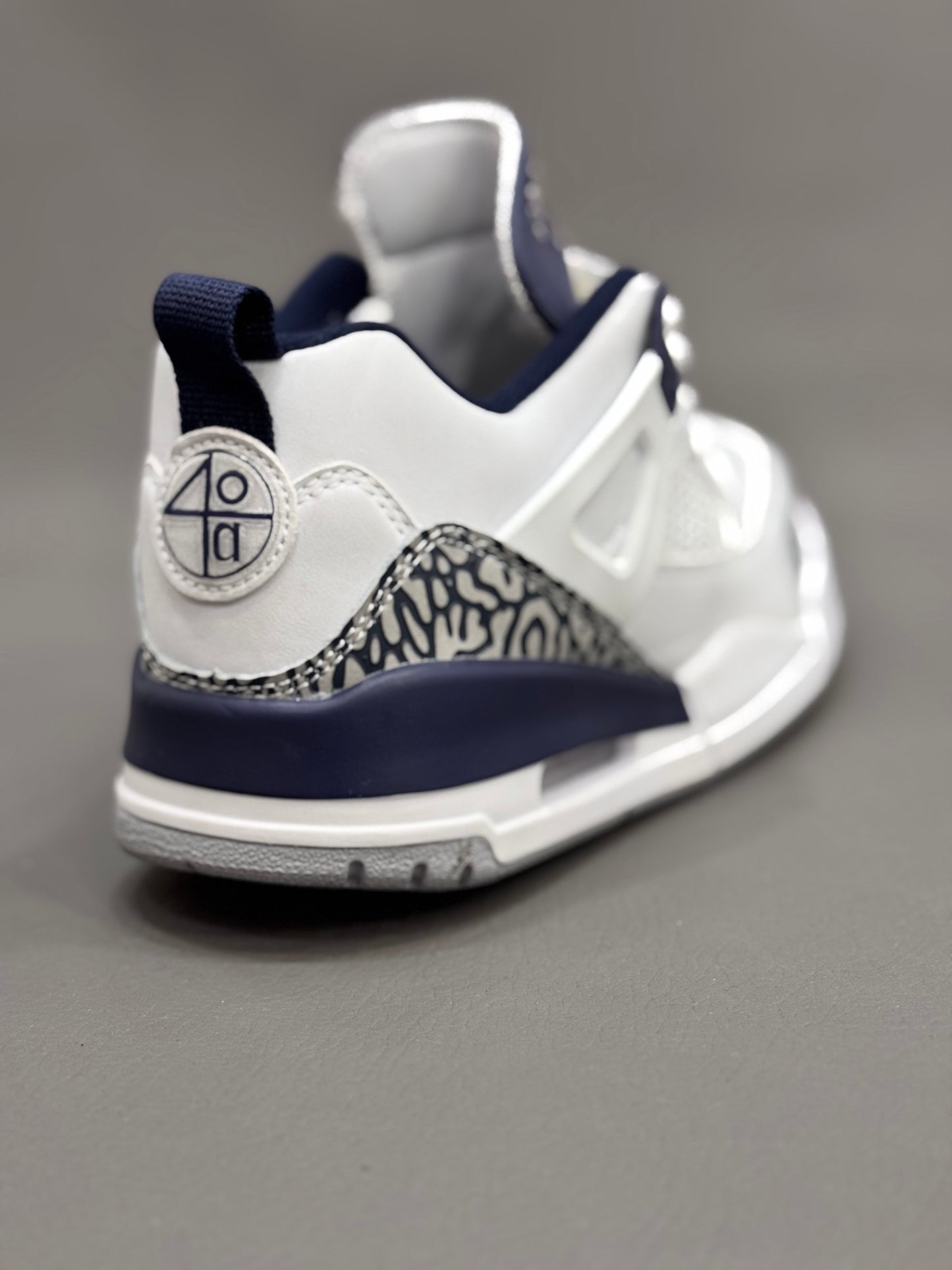 Air Jordan Spizike Low Obsidian