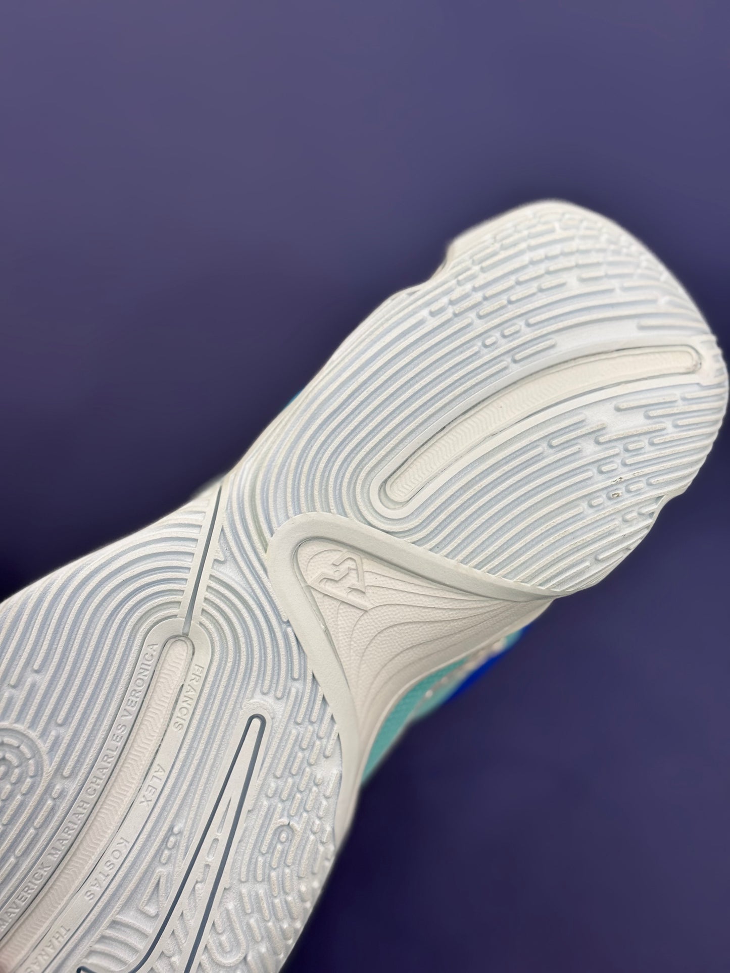 Nike Giannis Immortality 4