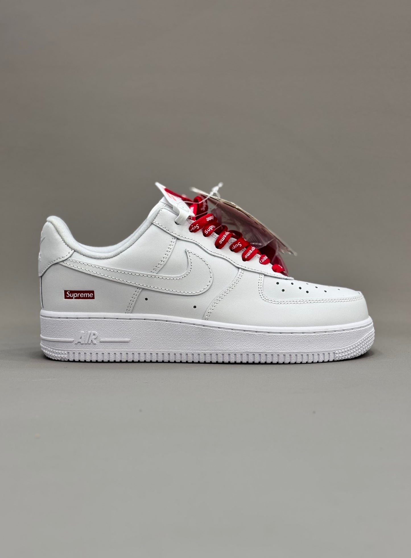 Nike Air Force 1 x Supreme