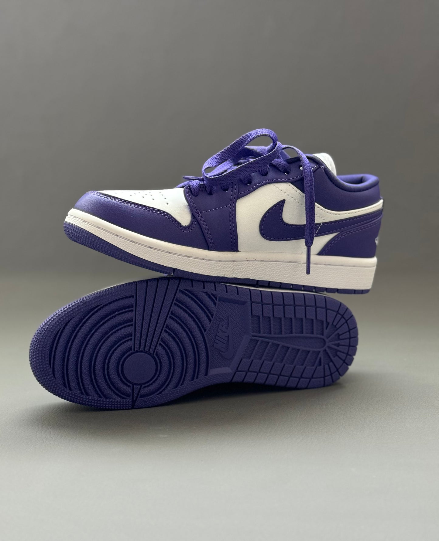 Air Jordan 1 Low Purple