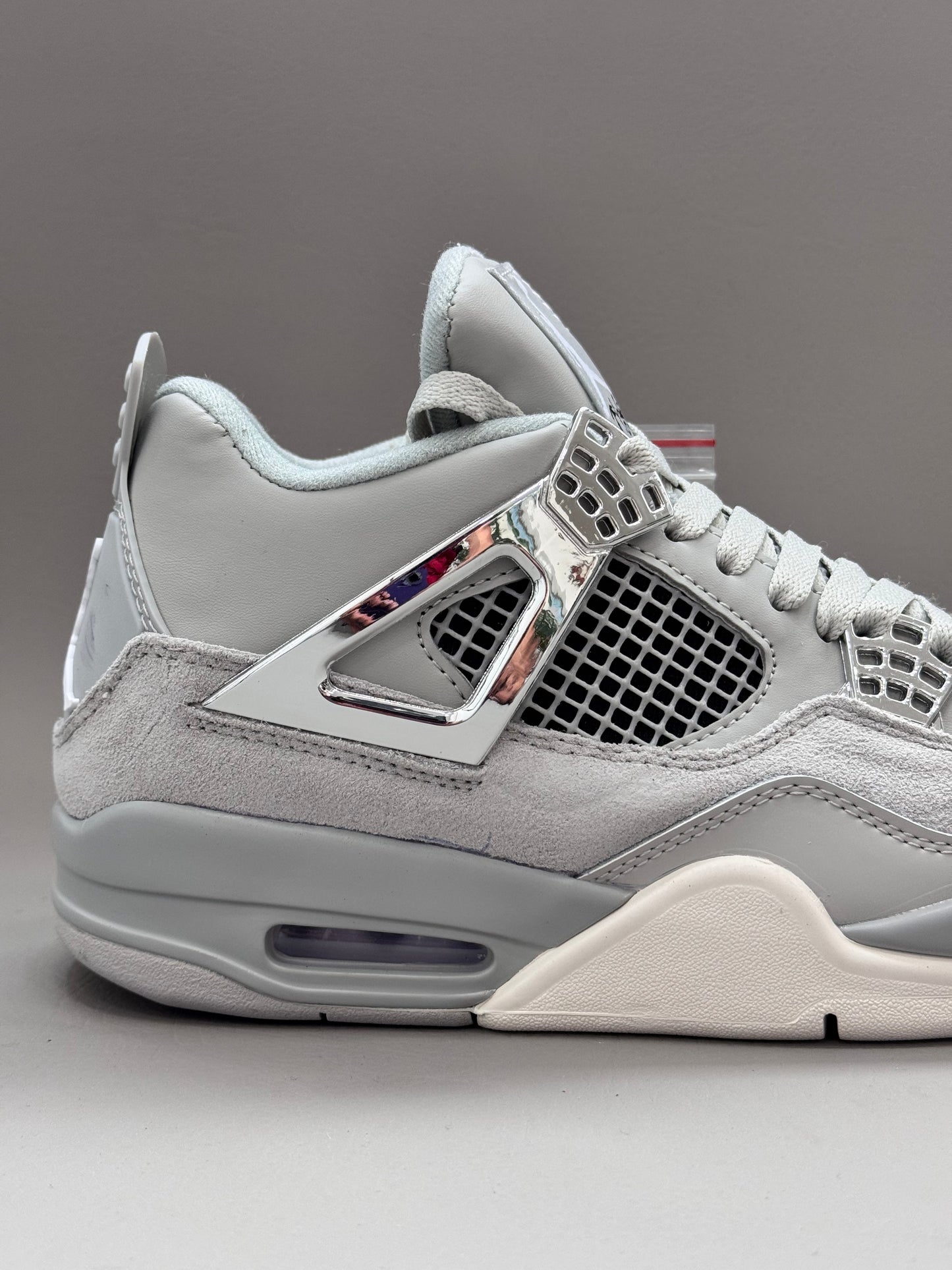 Air Jordan 4 Frozen