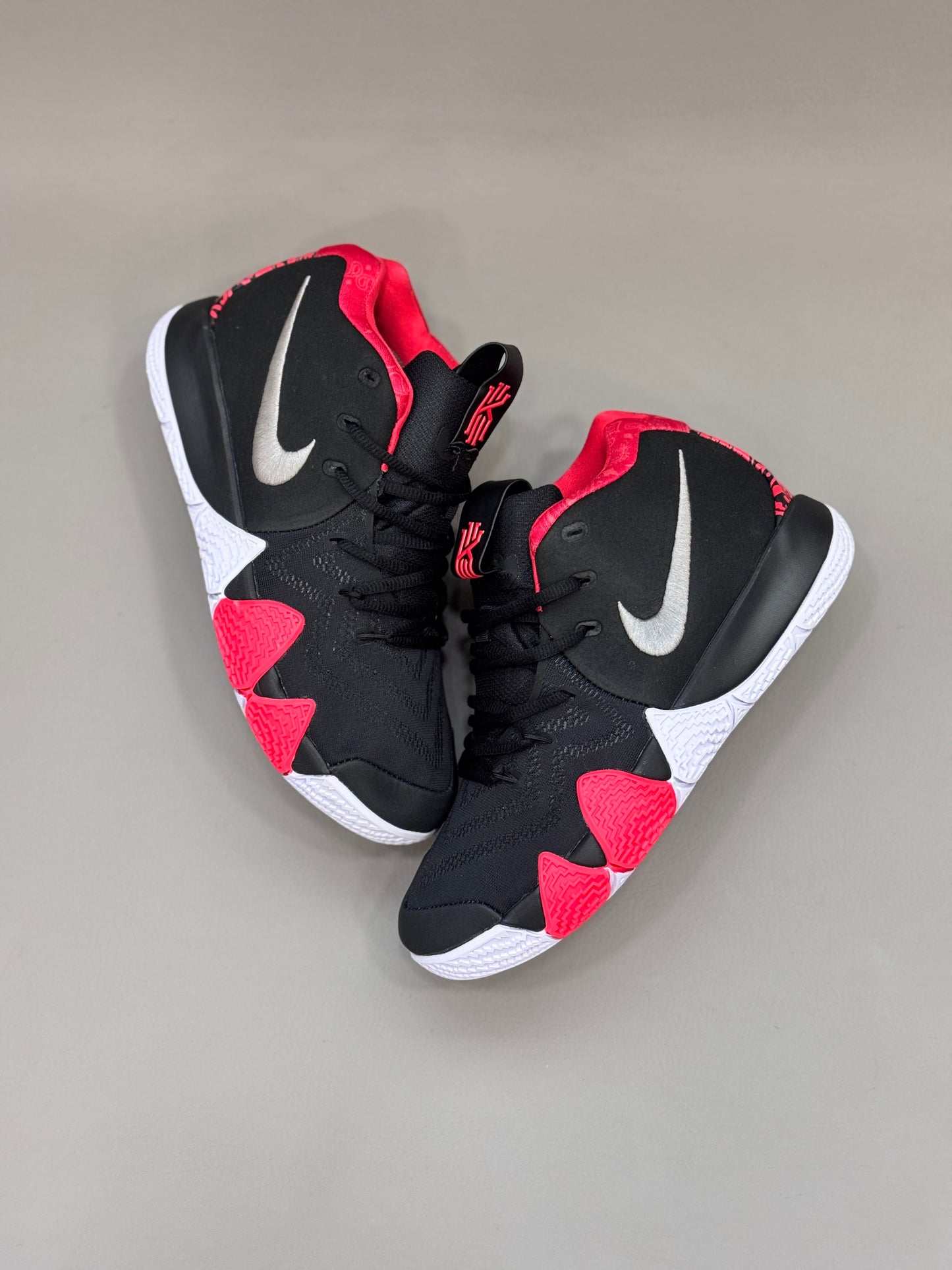 Nike Kyrie 4
