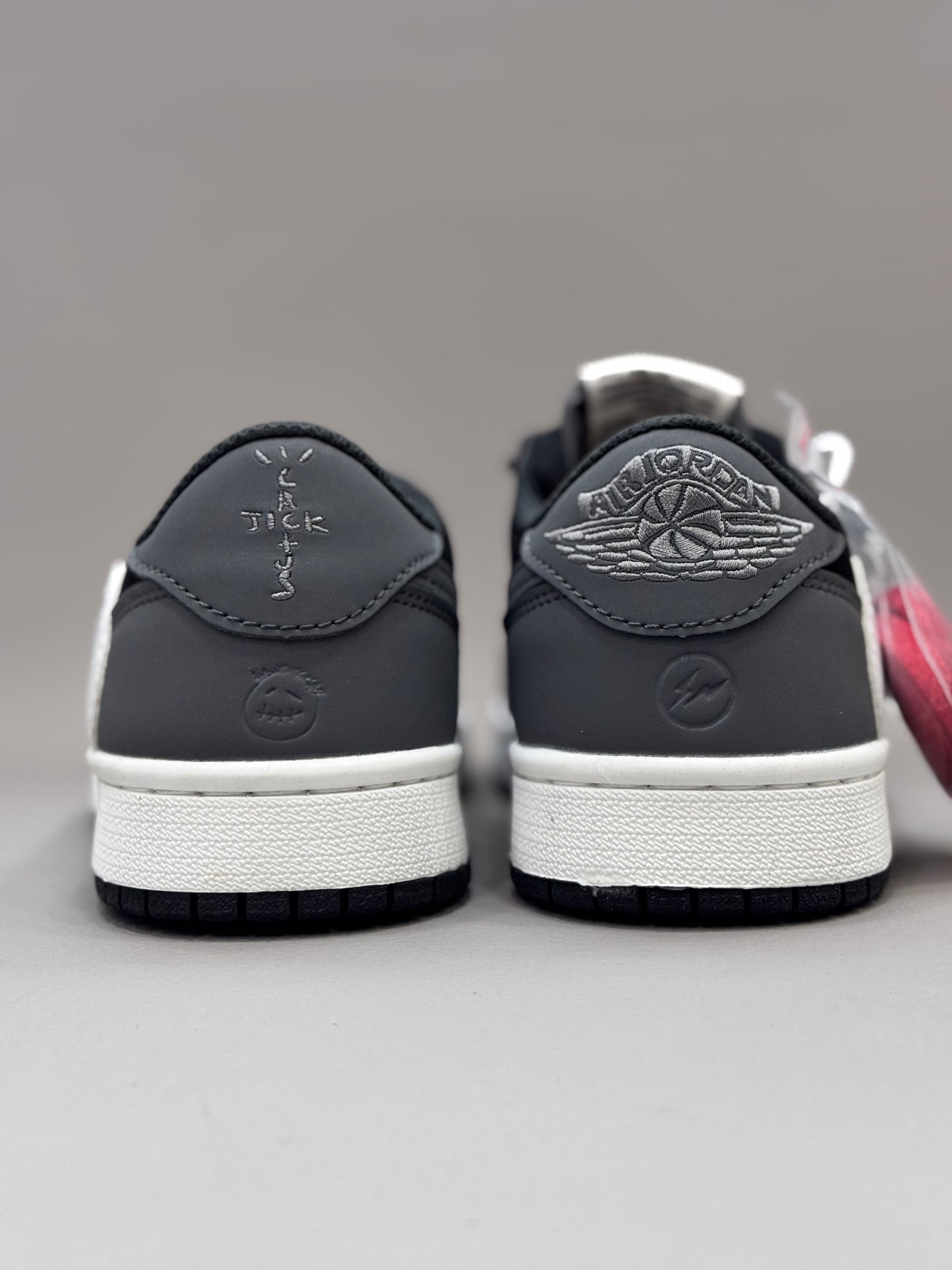 Air Jordan 1 Low x Travis