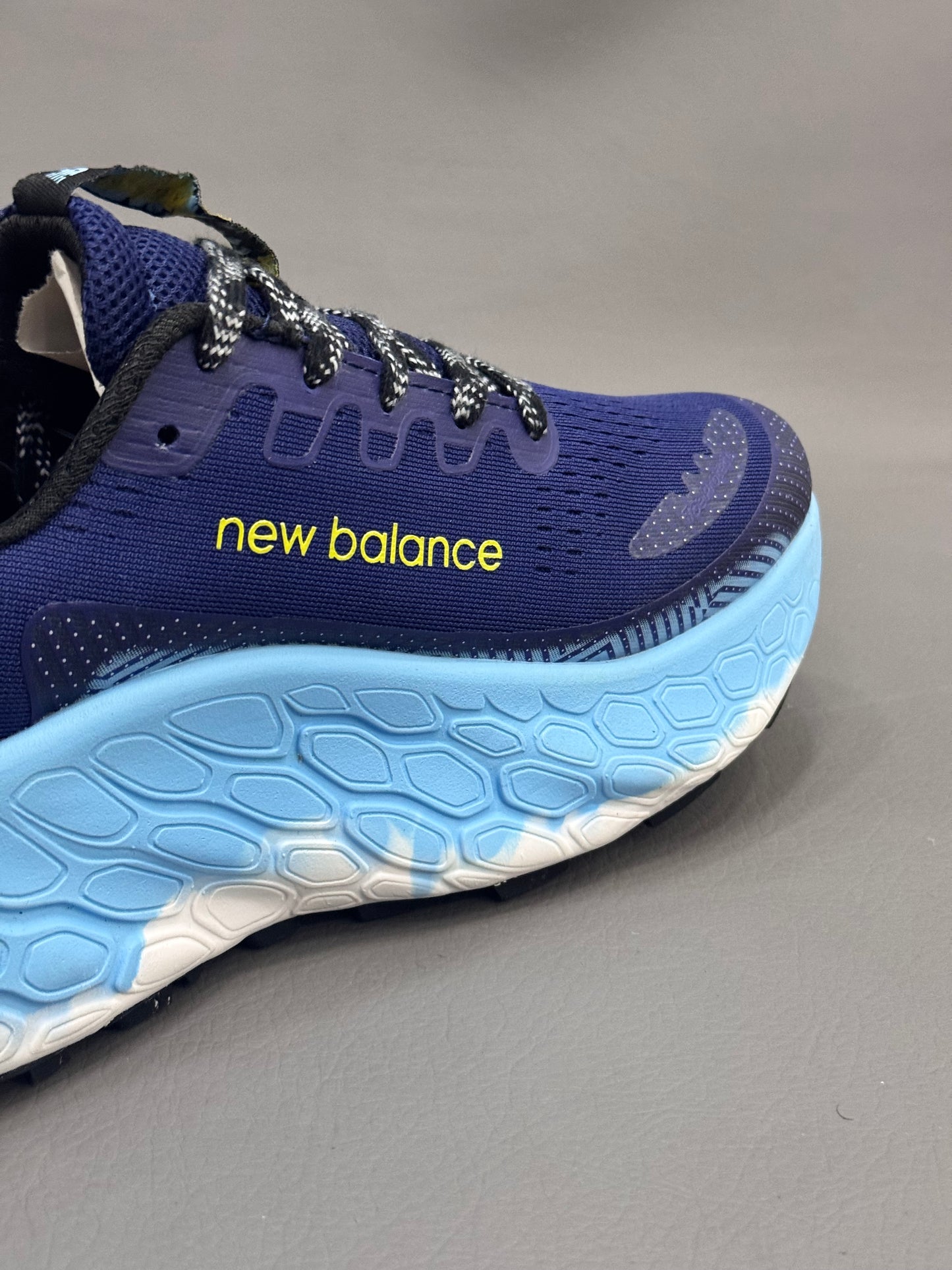 New Balance Feesh Foam v4