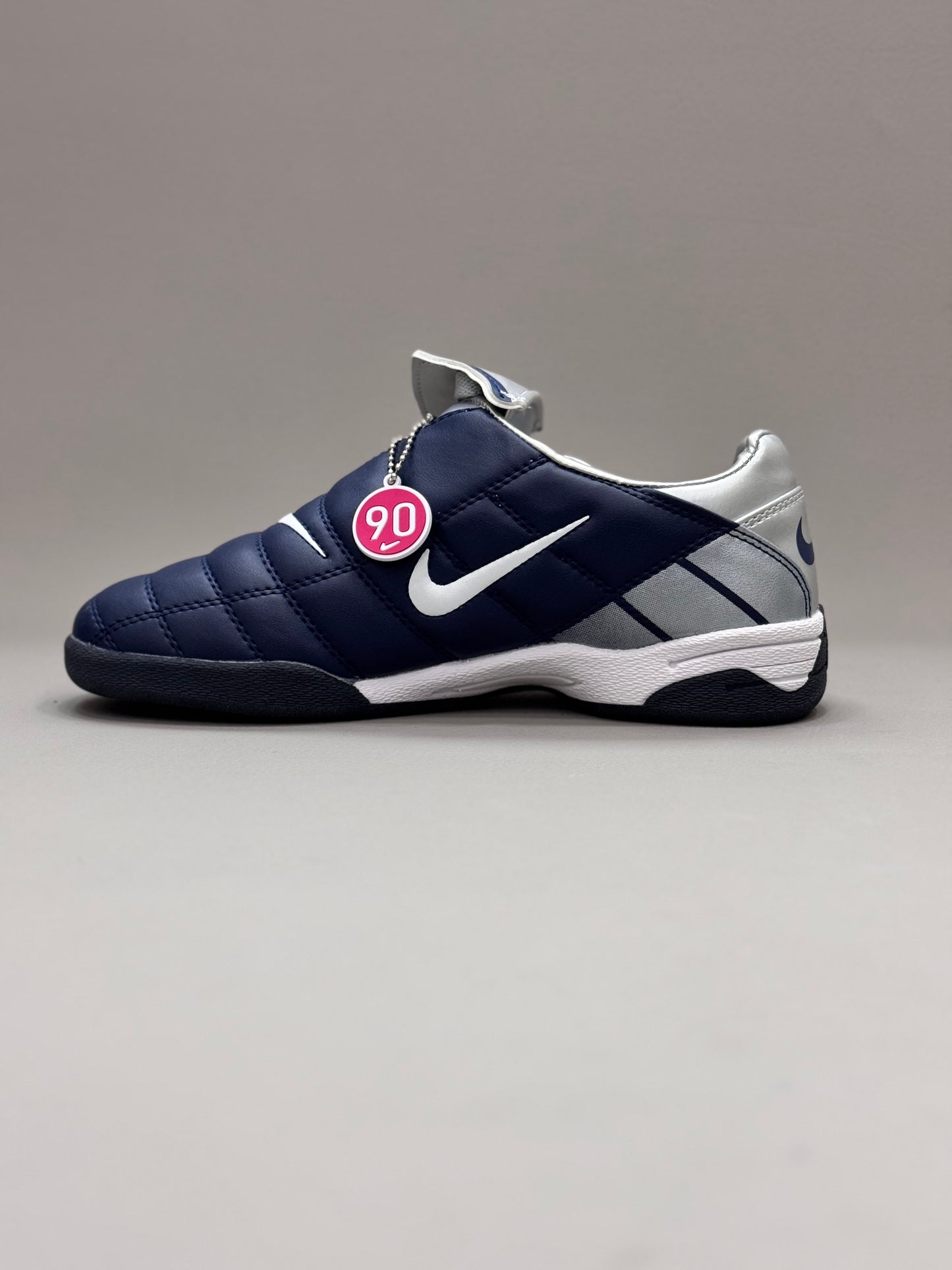Nike Total 90
