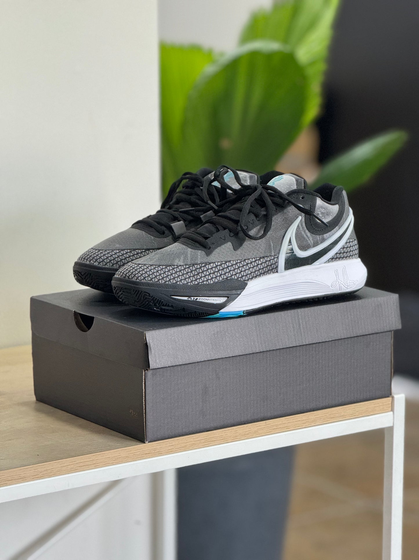 Nike Kyrie 8