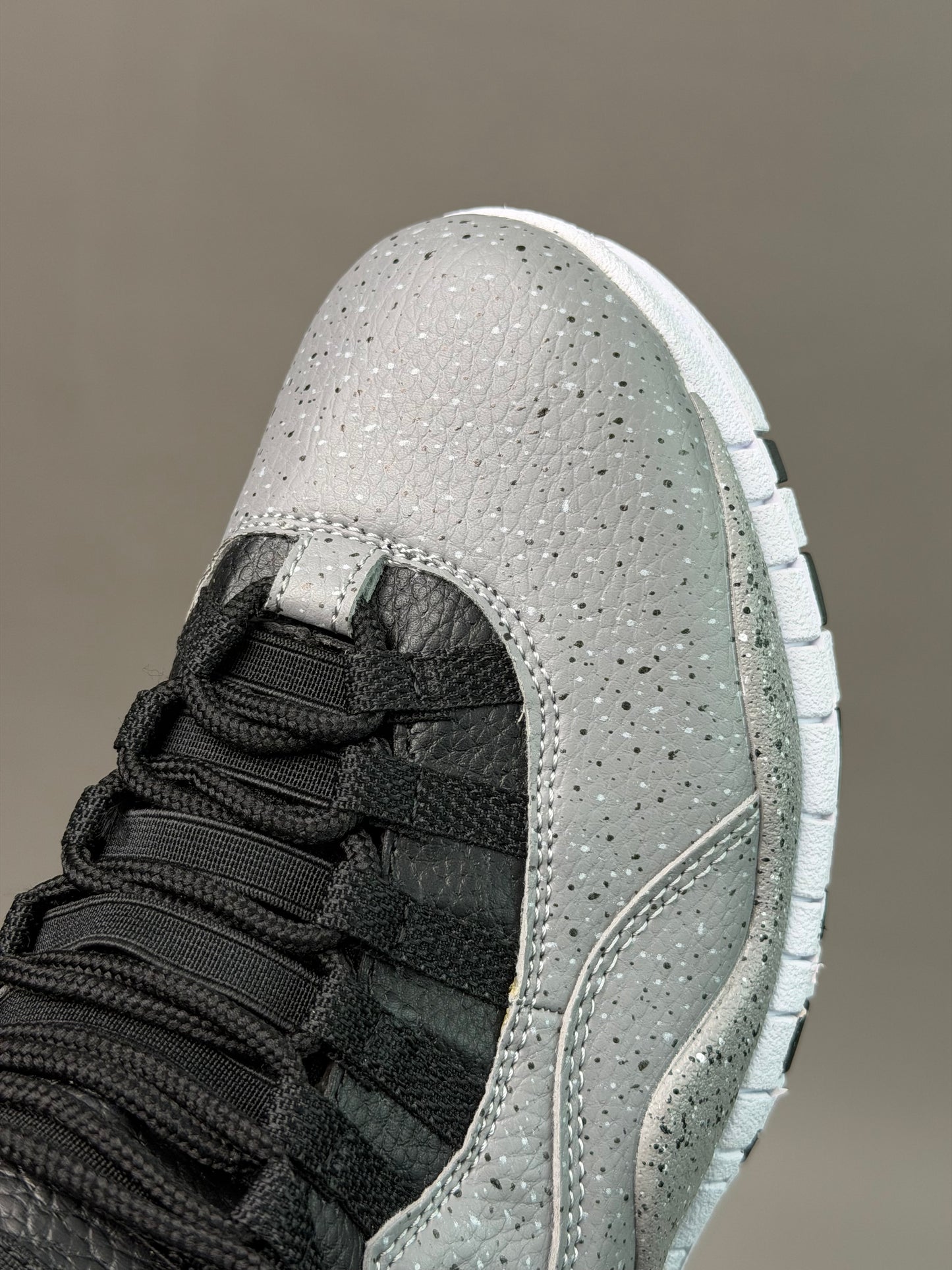 Air Jordan 10 Cement