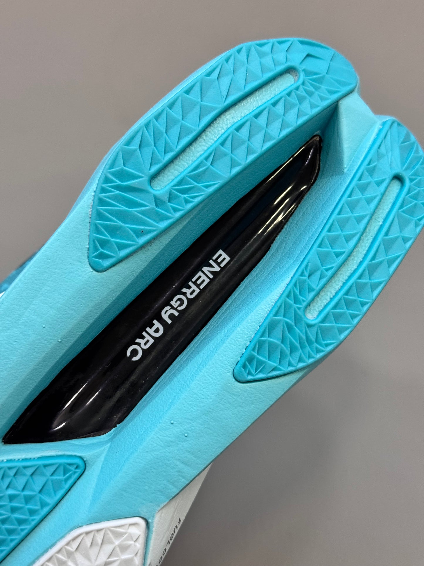 New Balance Fuelcell Supercomp