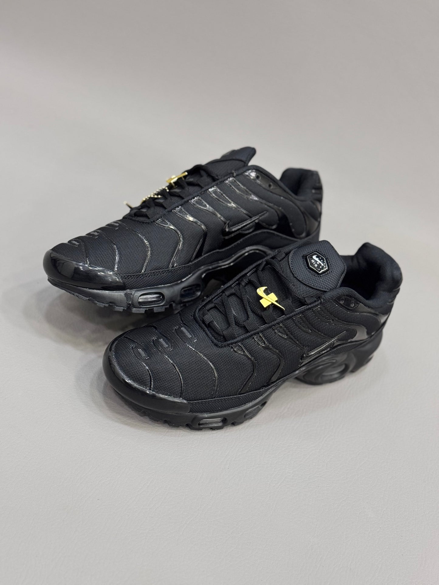 Nike Air Max TN Black