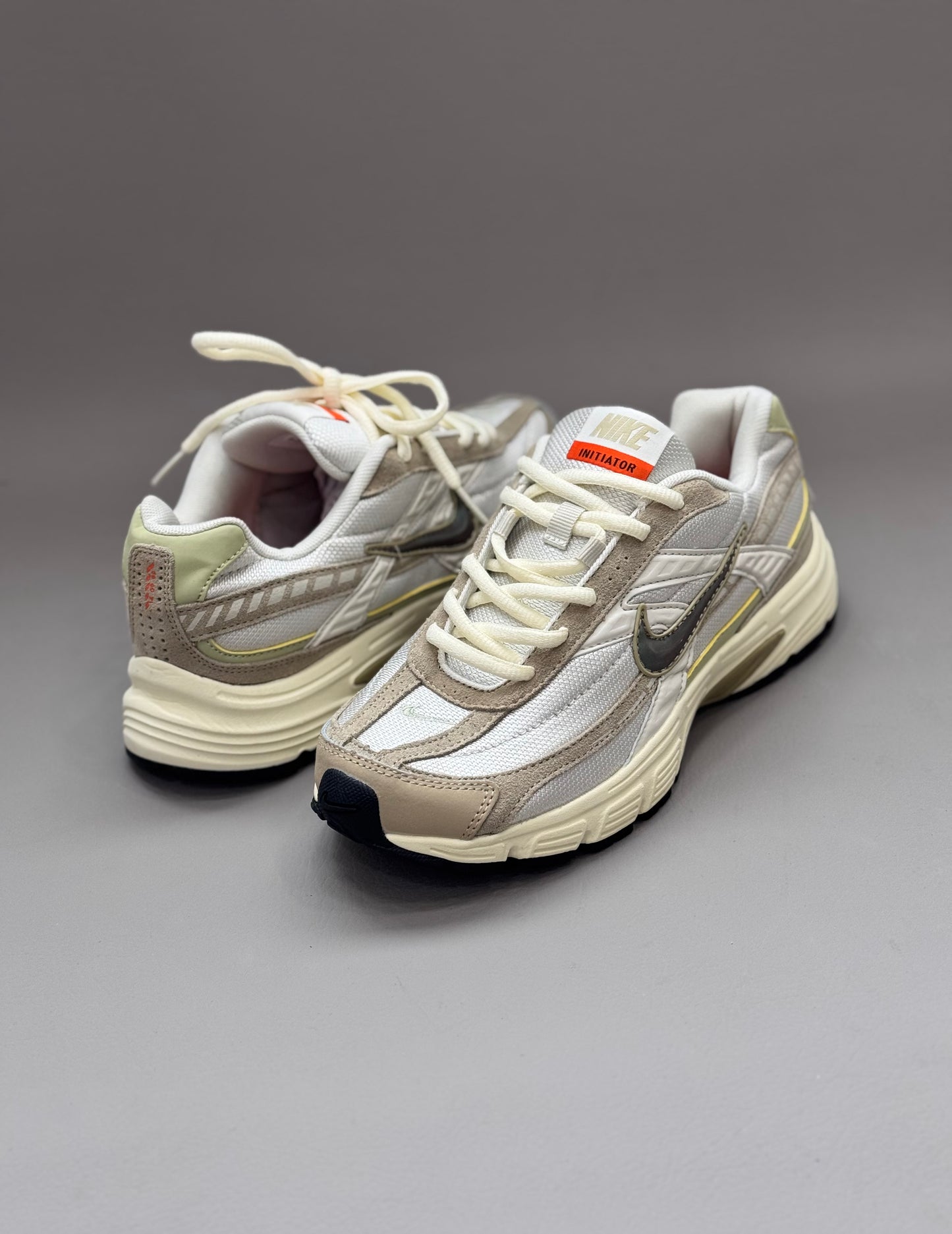 Nike Initiator Light Bone Cargo k