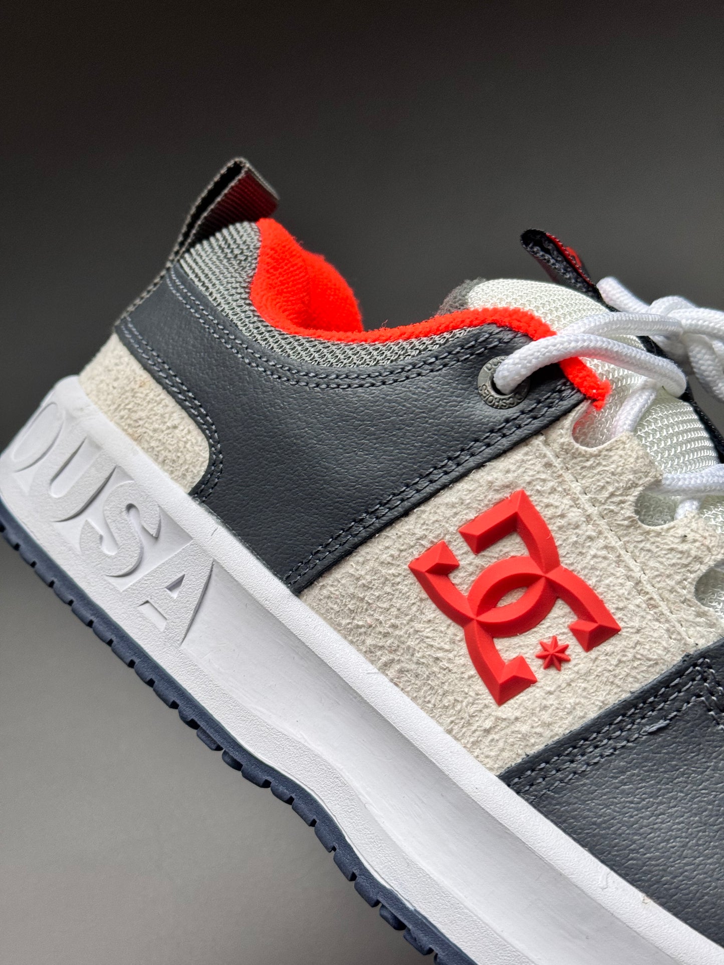 DC Shoes