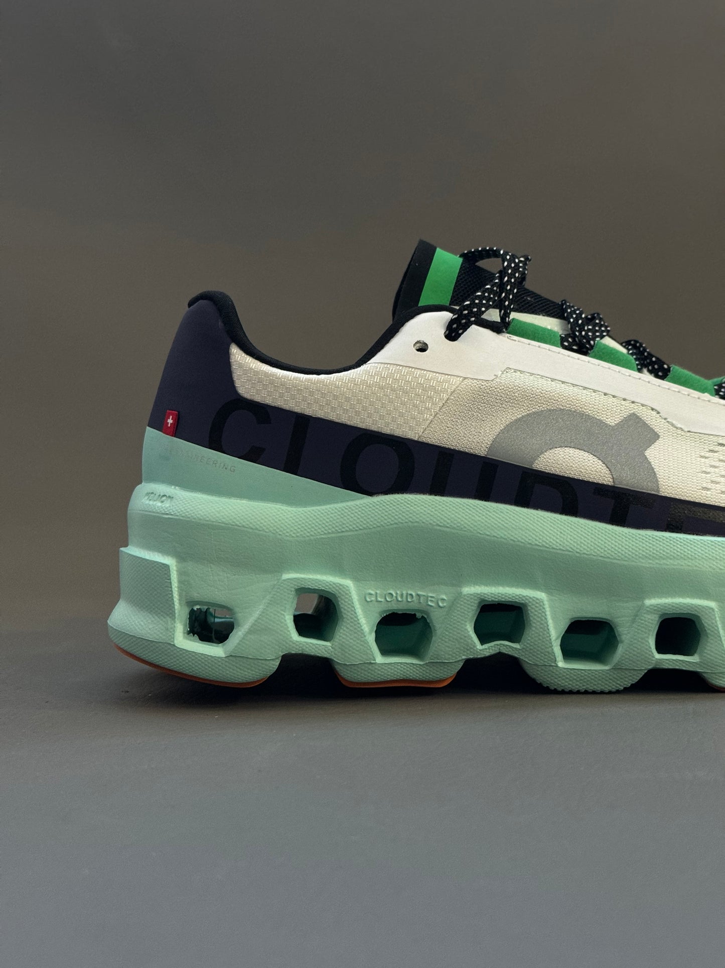 On Runing Cloudmonster