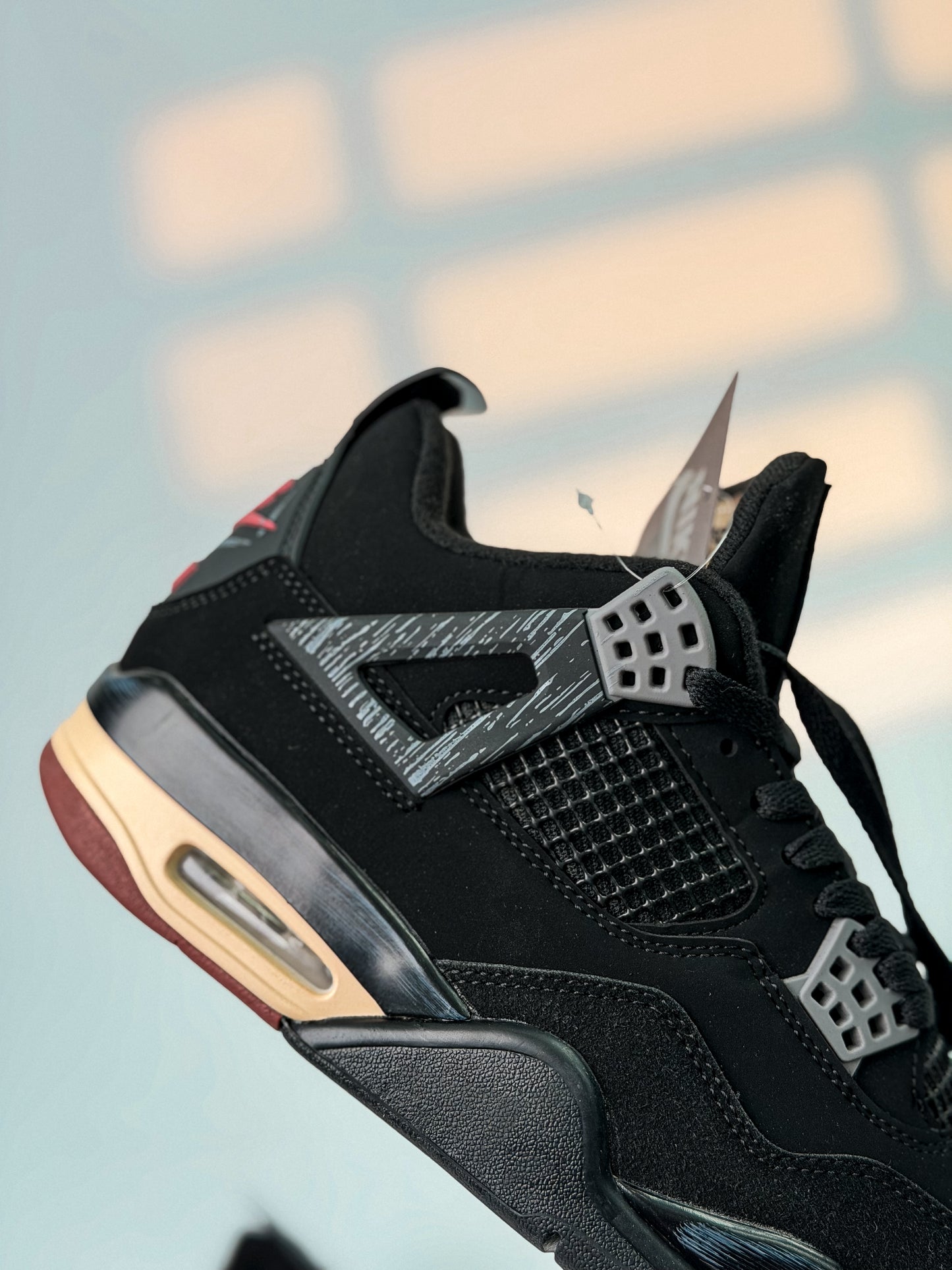 Air Jordan 4 Kaws