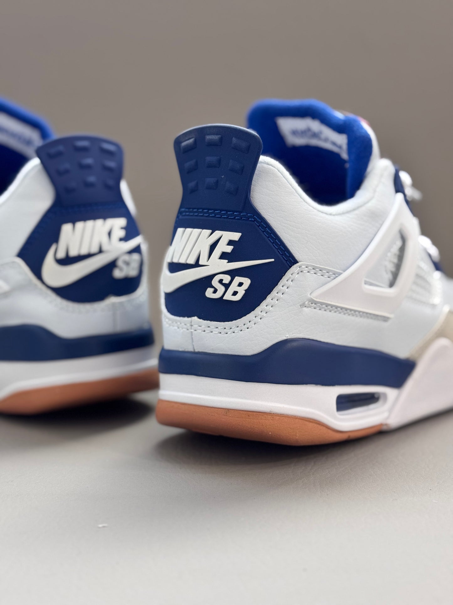 Air Jordan 4 SB Navy