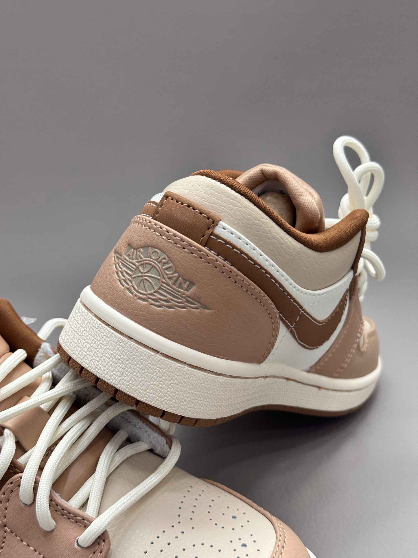 Air Jordan Low SE Hemp Light British Tan