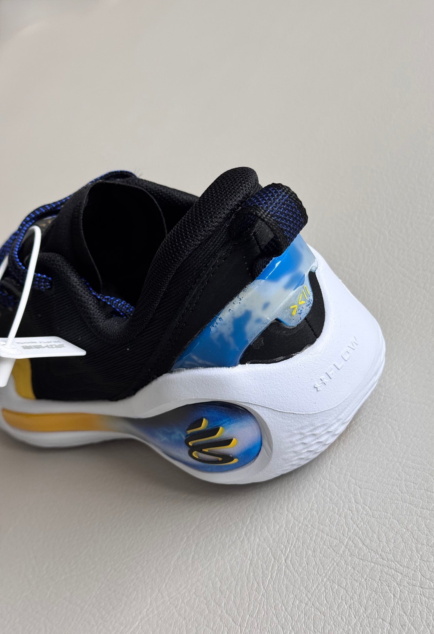 Under Armour Curry 12