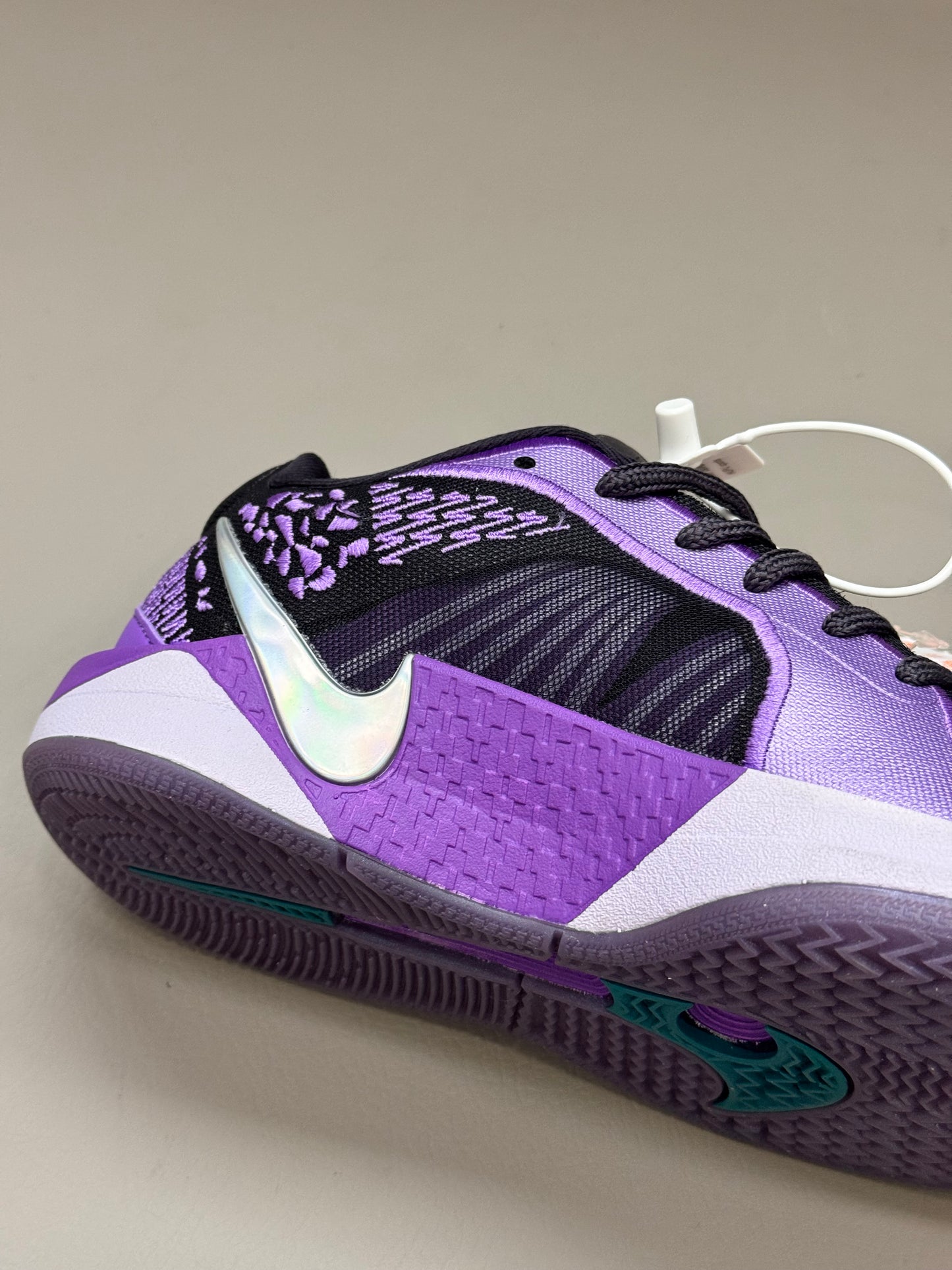 Nike Sabrina 2 Court Vision