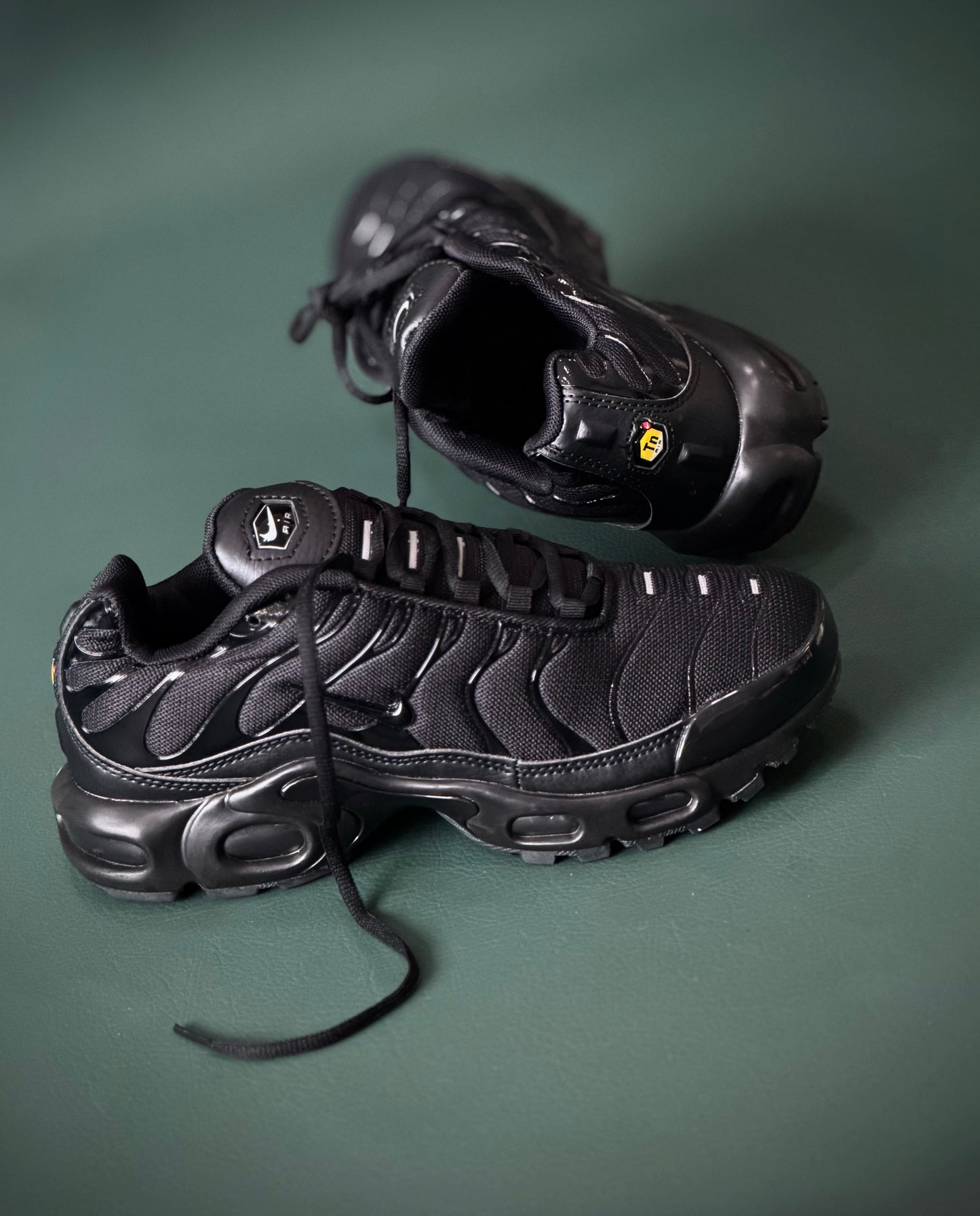 Nike Air Max Plus Triple Black