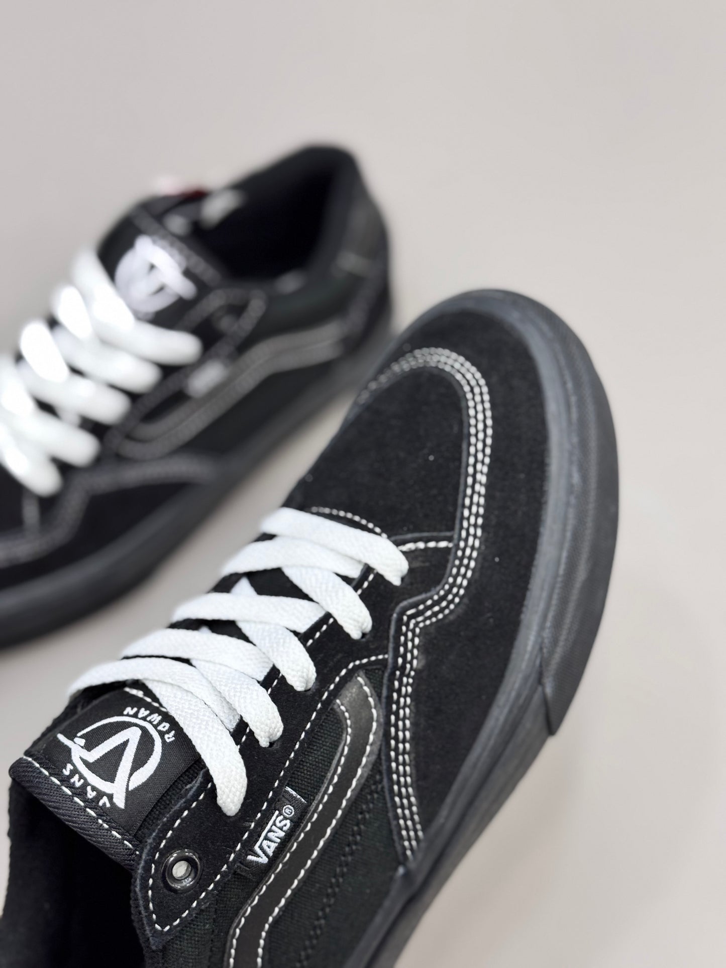 Vans Rowan