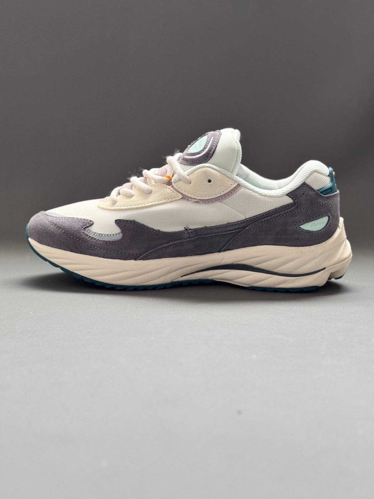Mizuno Wave Rider Beta