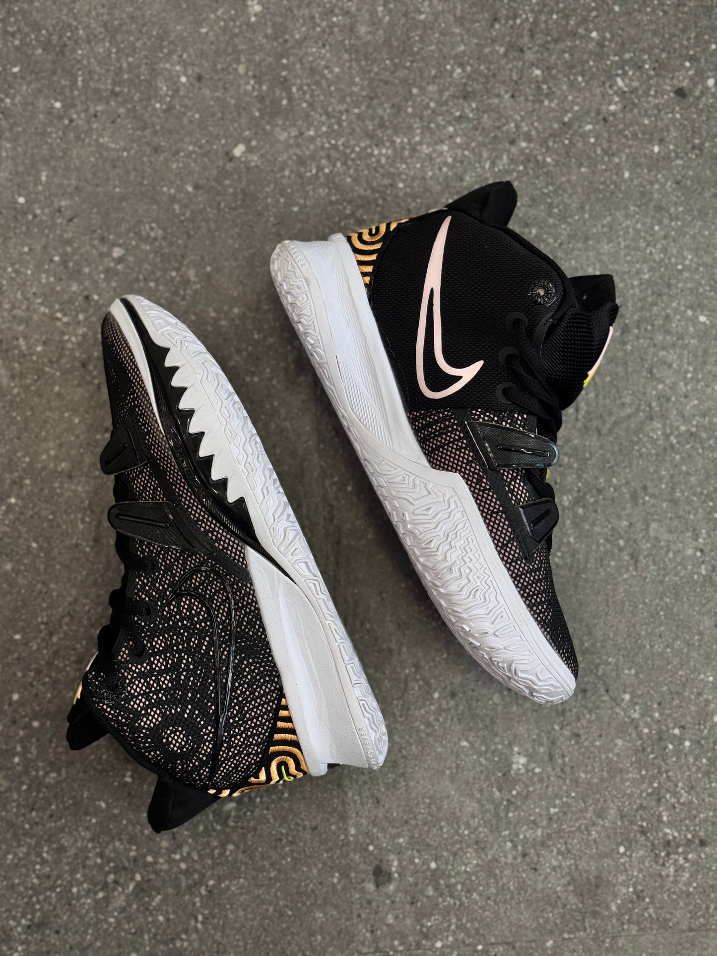 Nike Kyrie 7