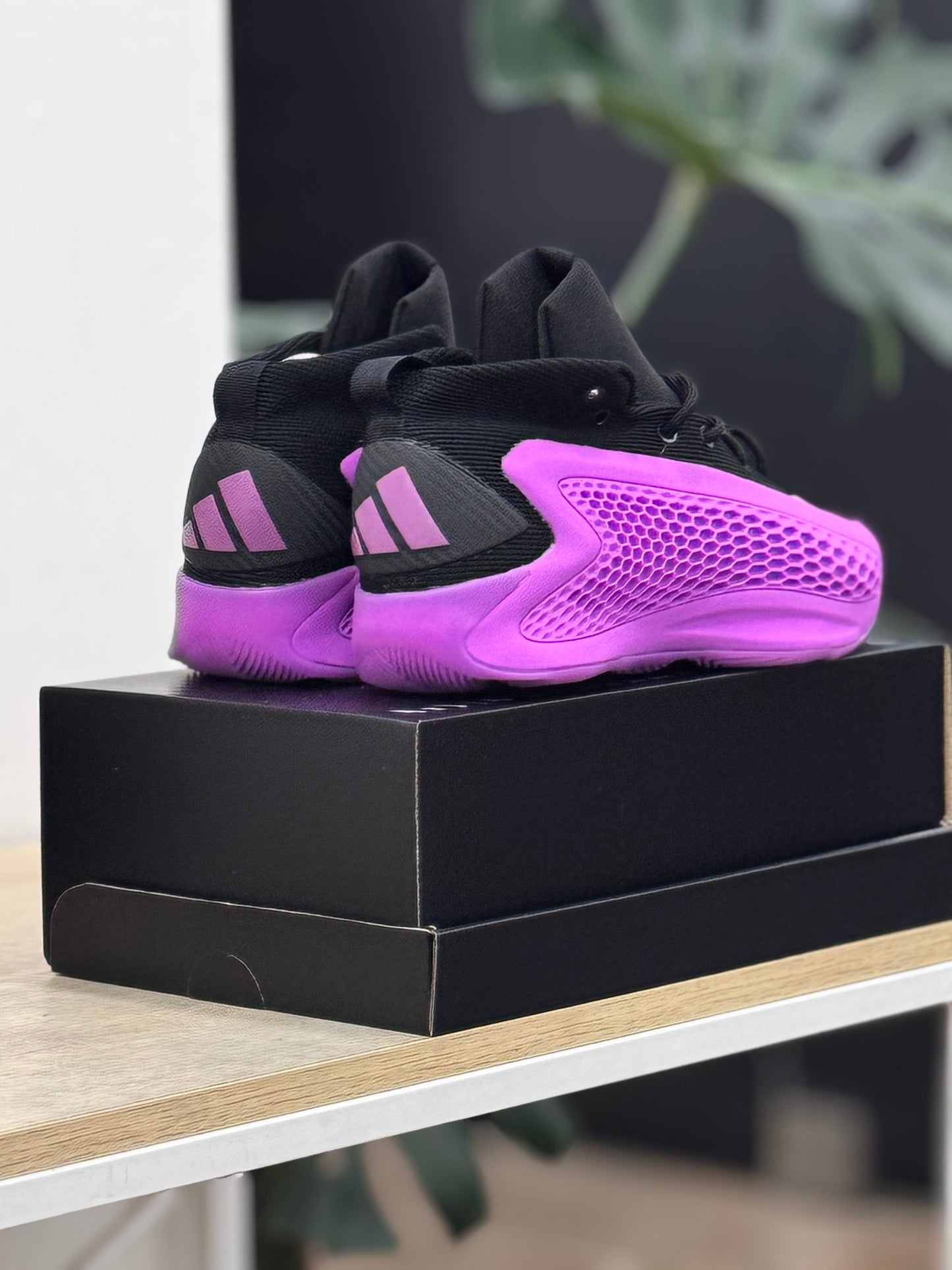 Adidas AE1