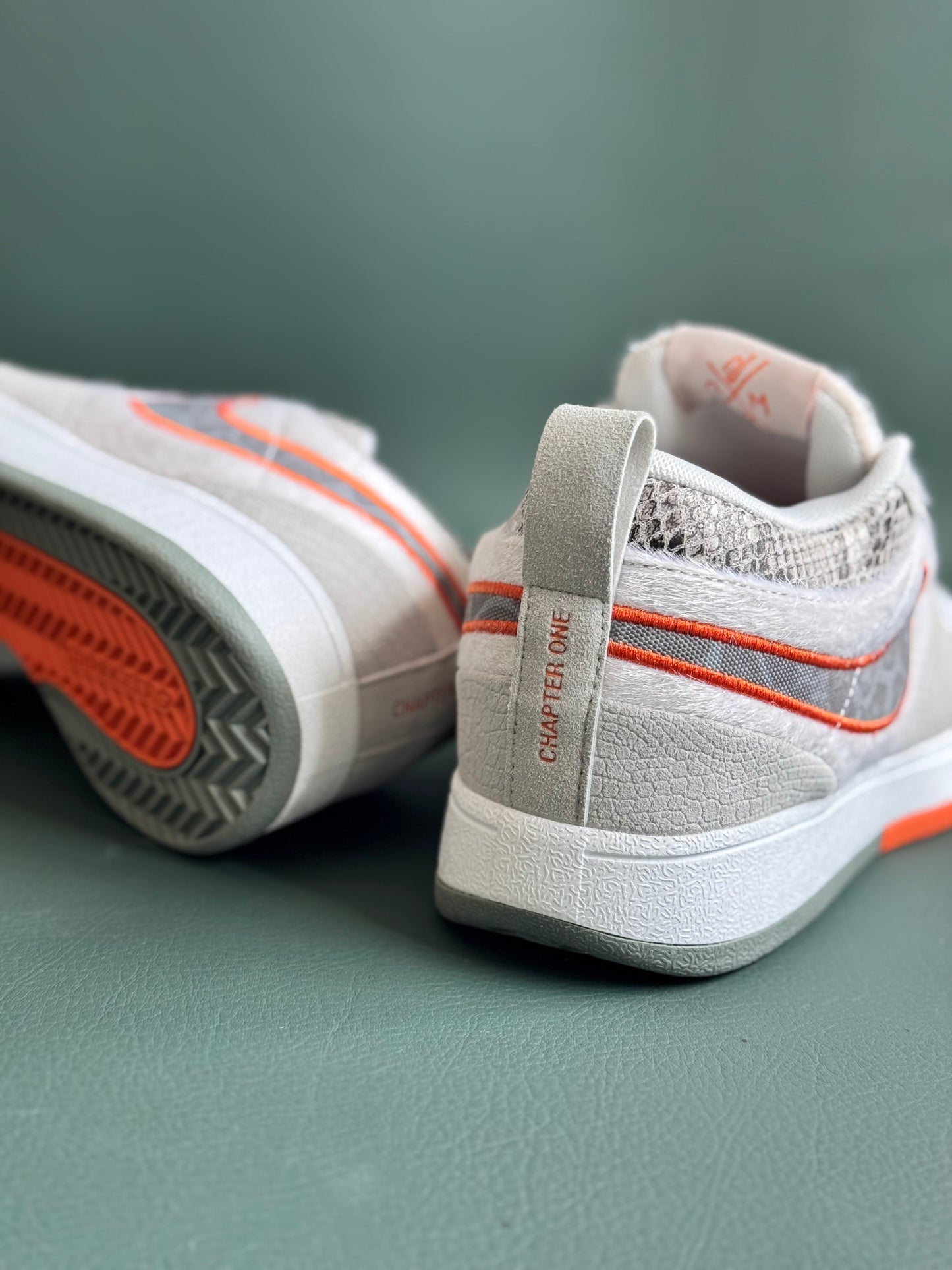 Nike Book 1