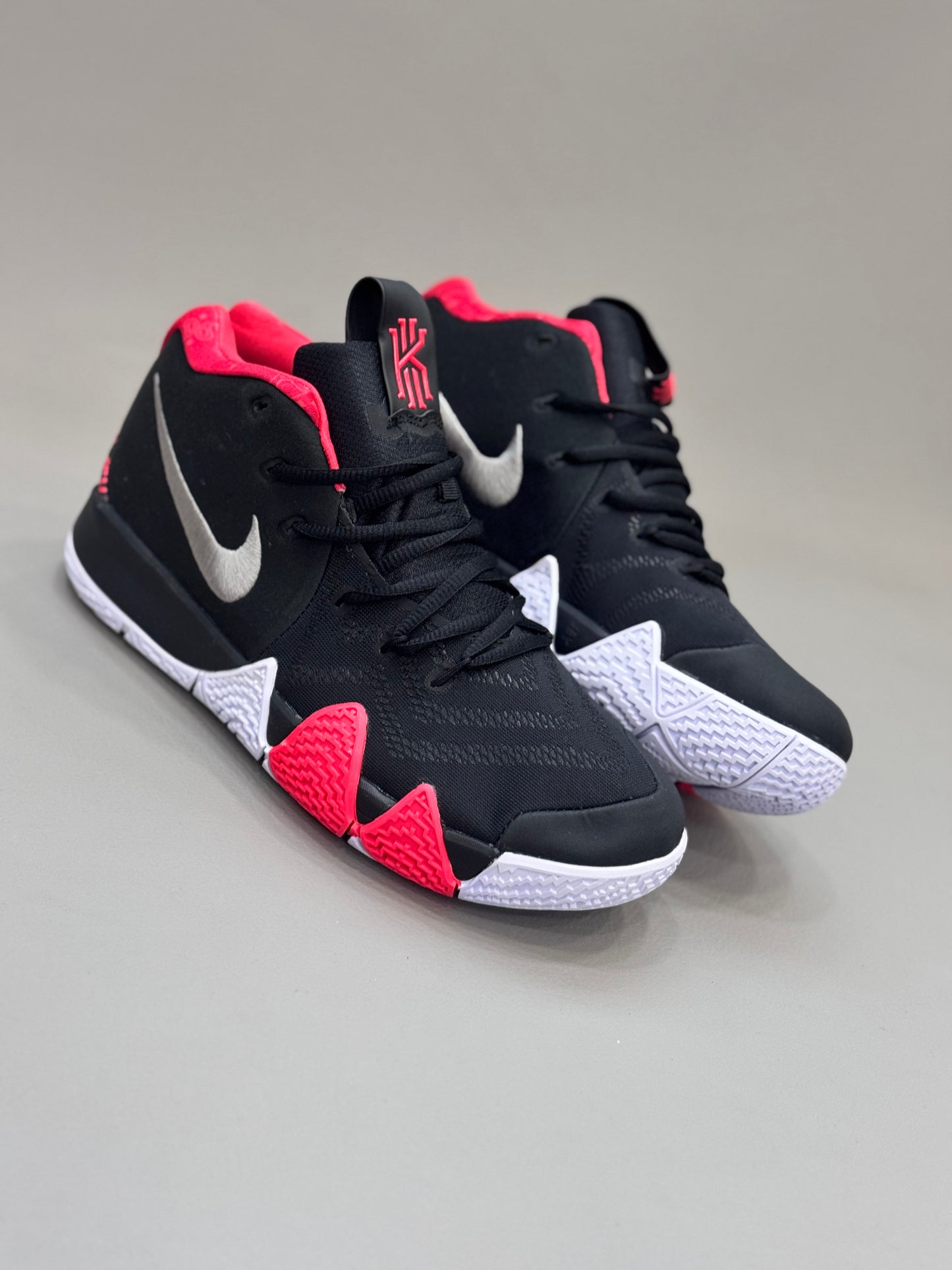 Nike Kyrie 4