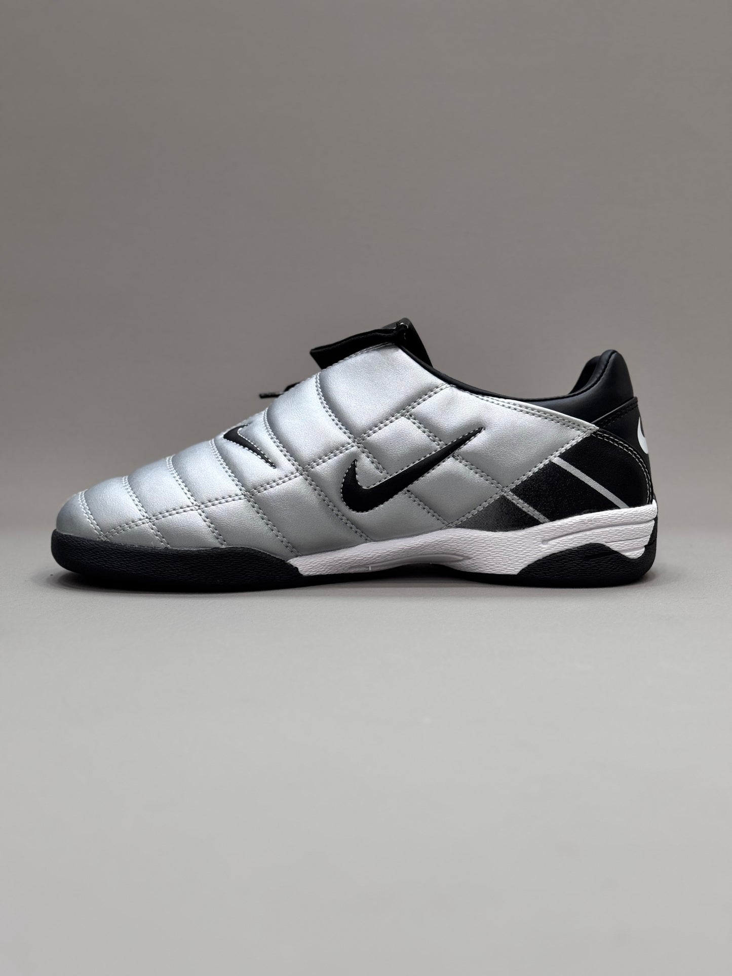 Nike Total 90