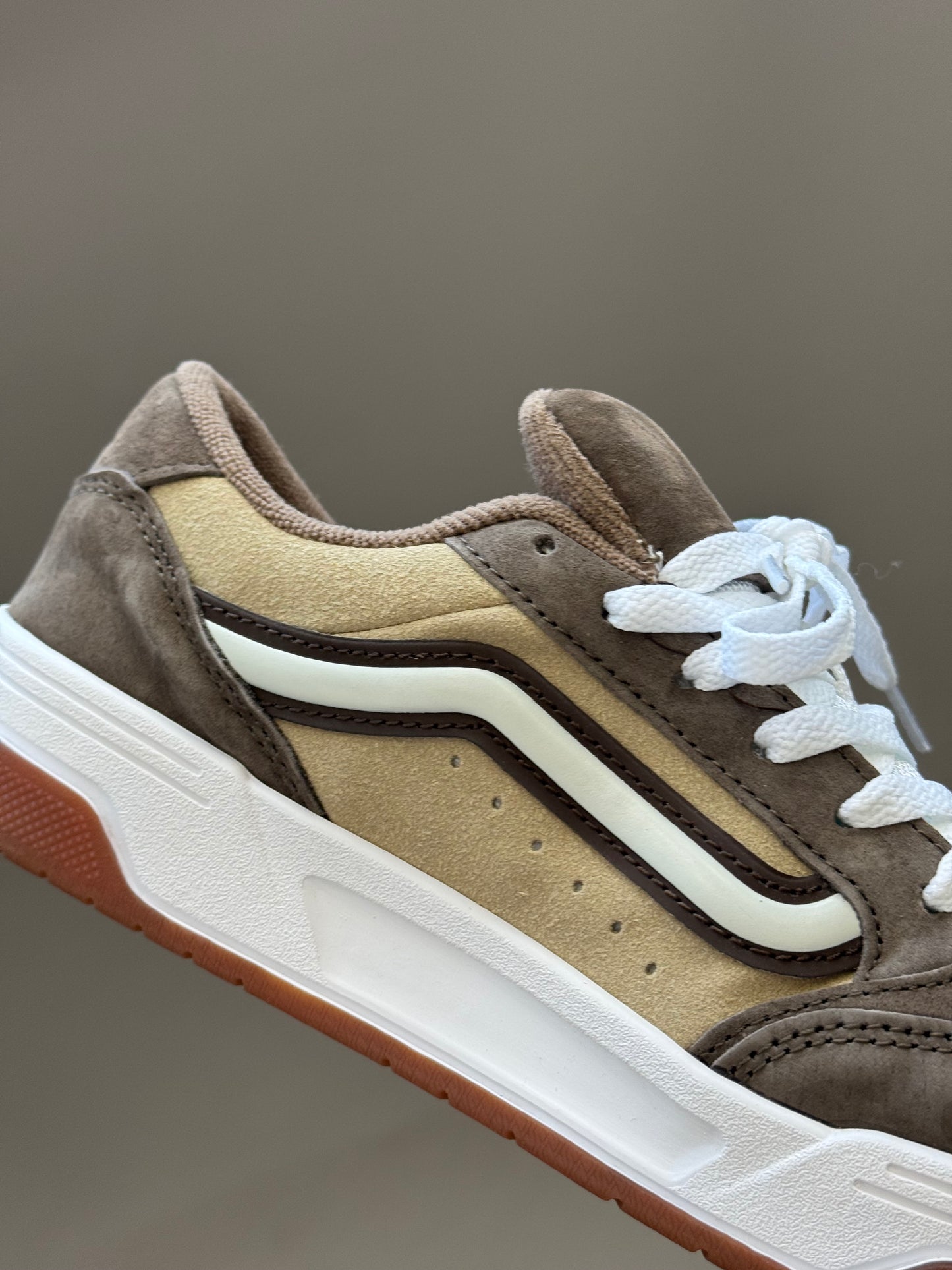 Vans Hylane