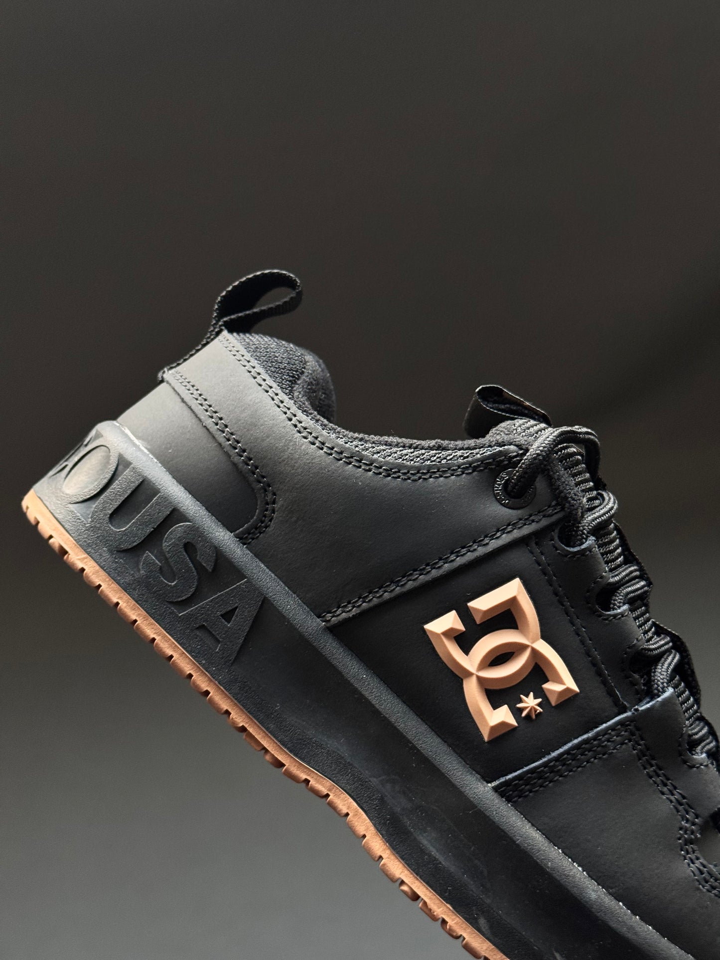 DC Shoes