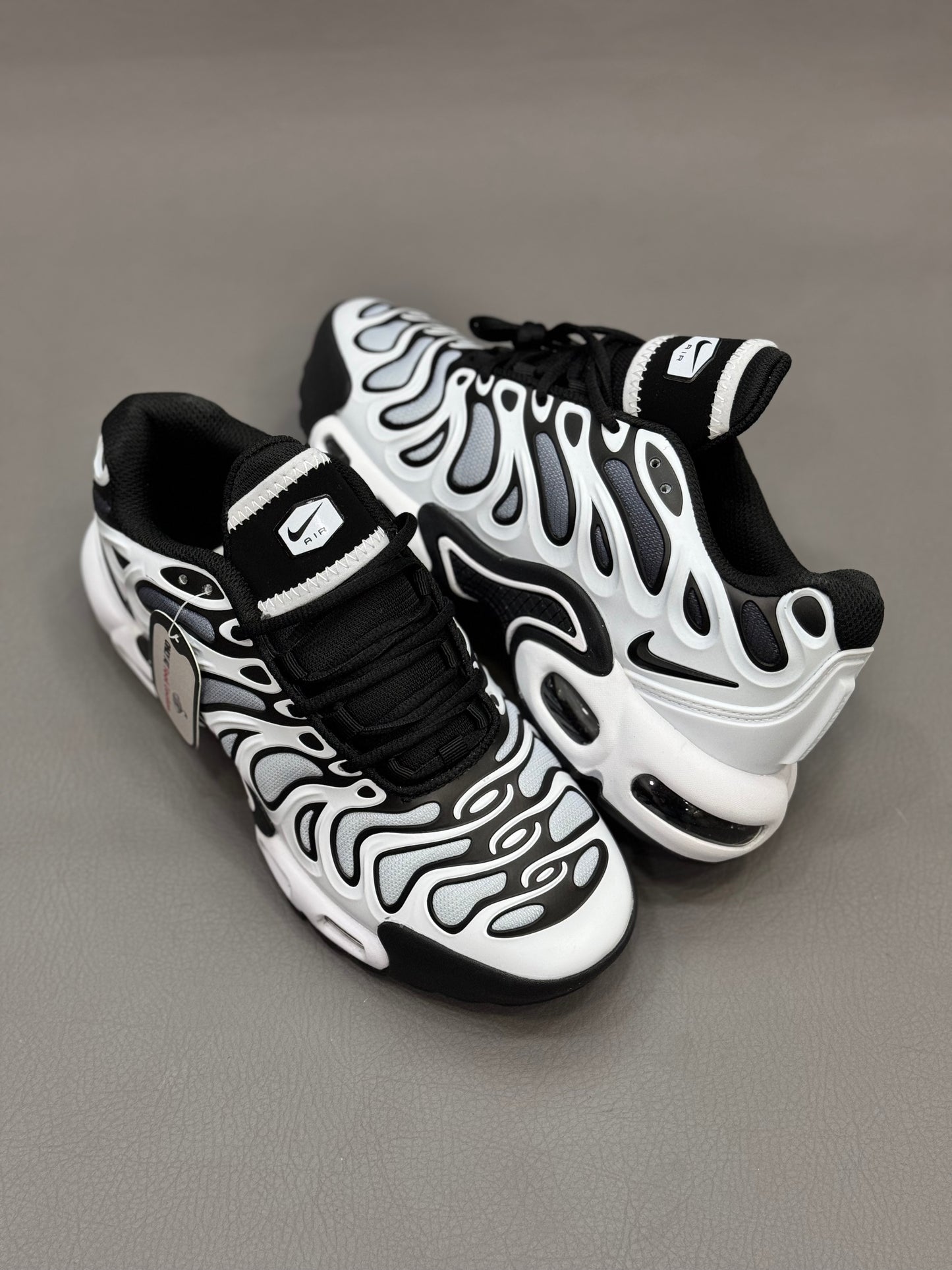 Nike Air Max Plus Drift Summit White