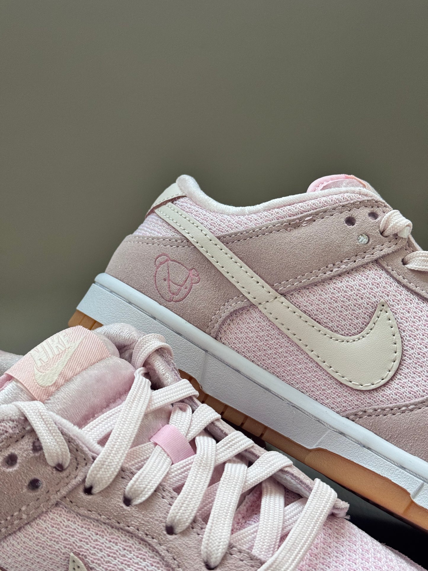 Nike Dunk Low Se Teddy Bear