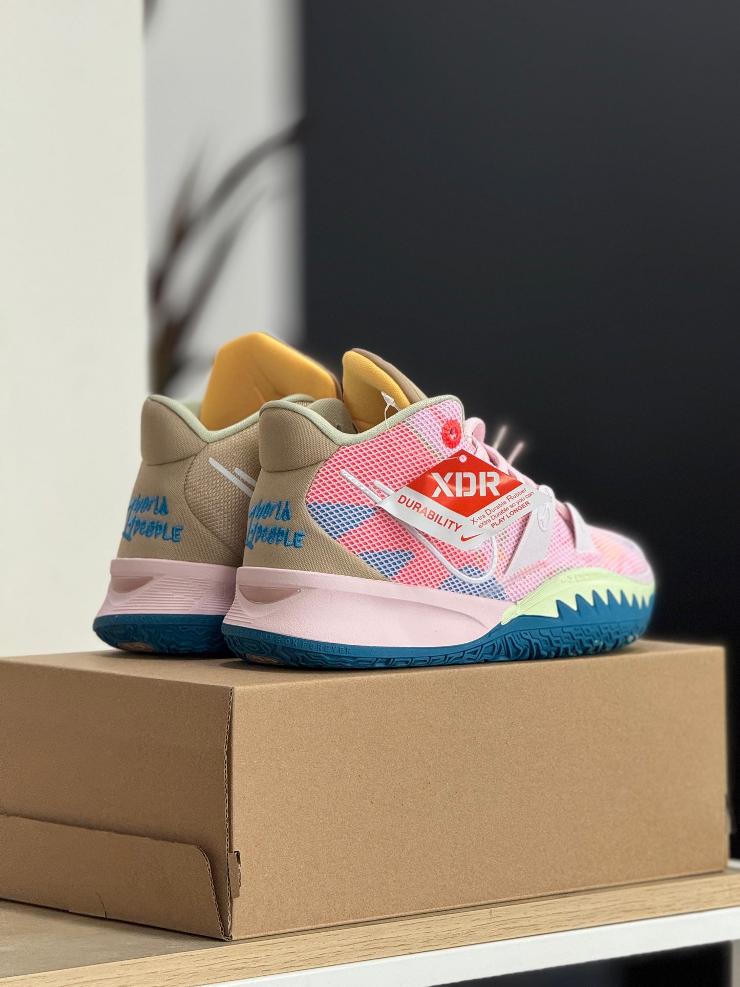 Nike Kyrie 7