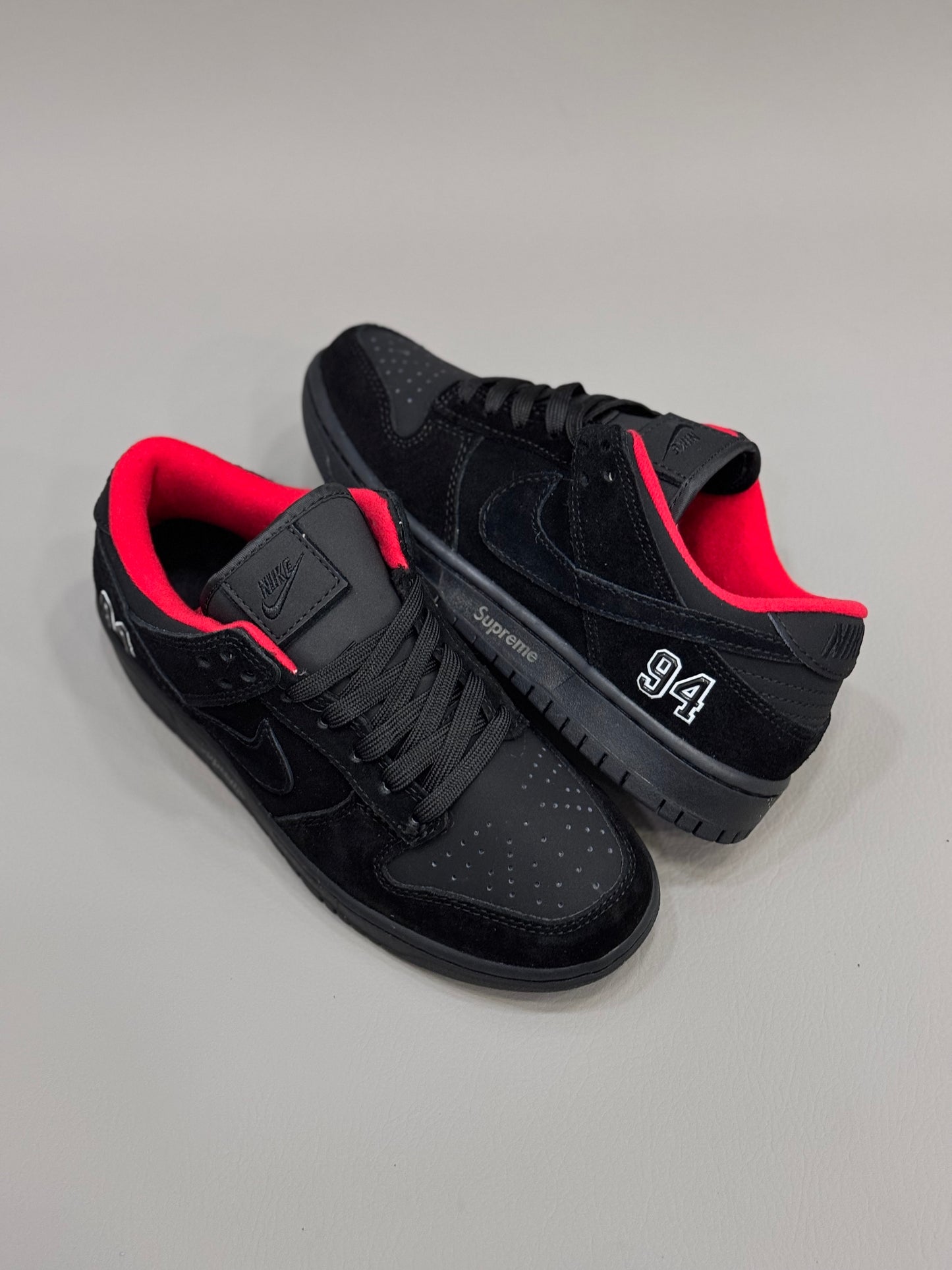 Nike Dunk Low Supreme