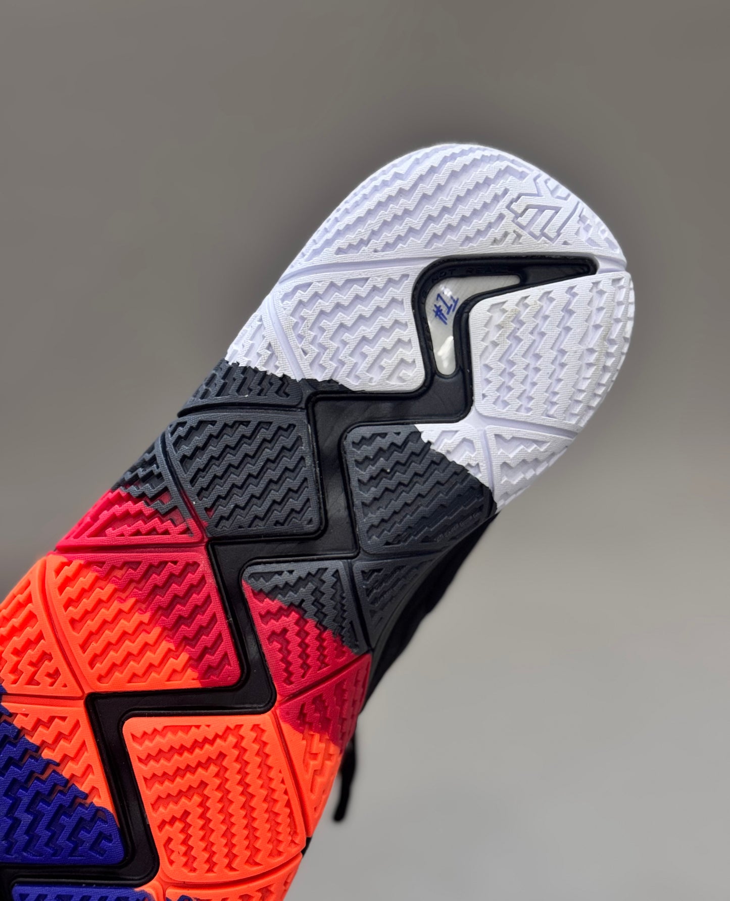 Nike Kyrie 4