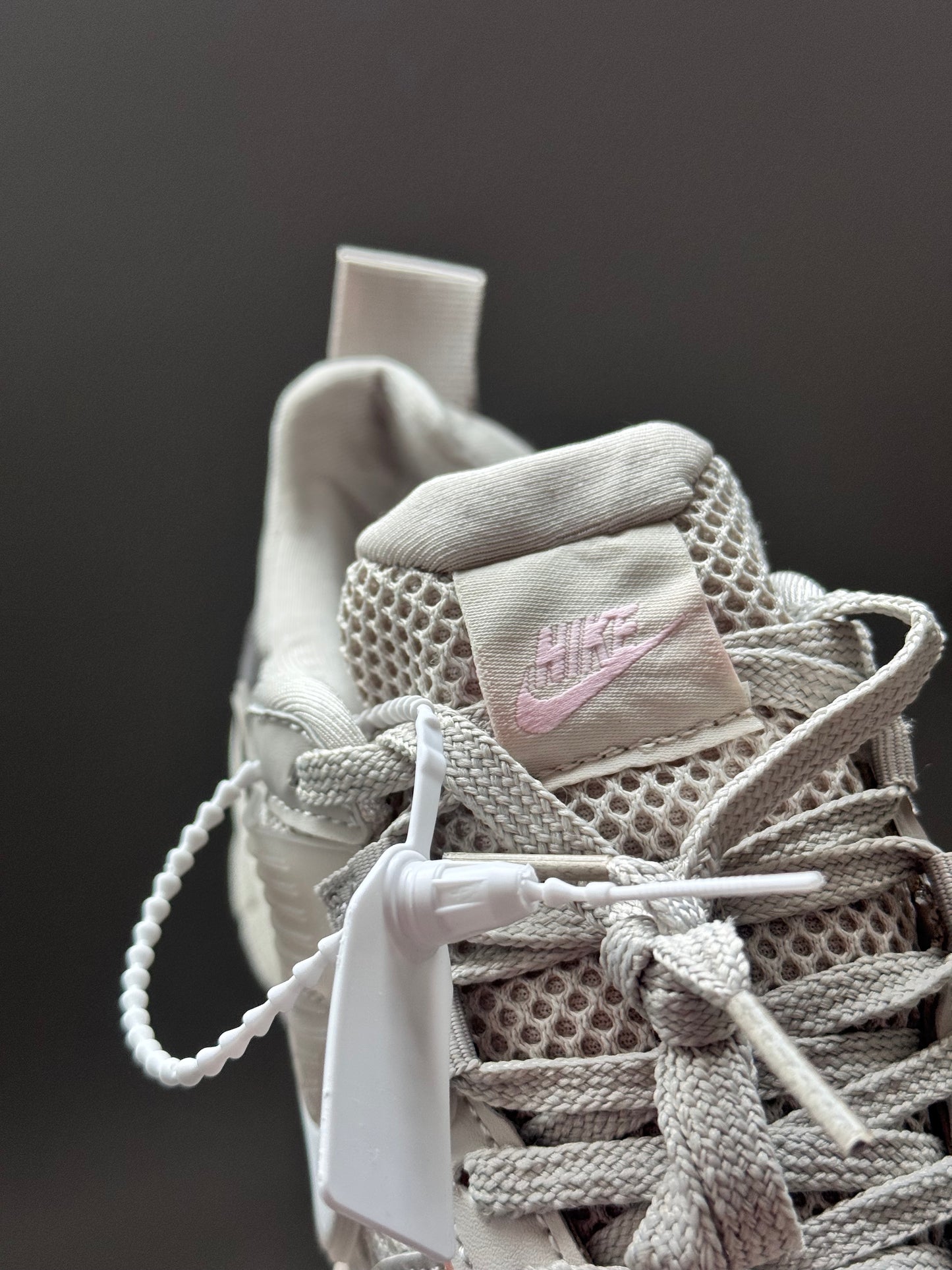 Nike V2K