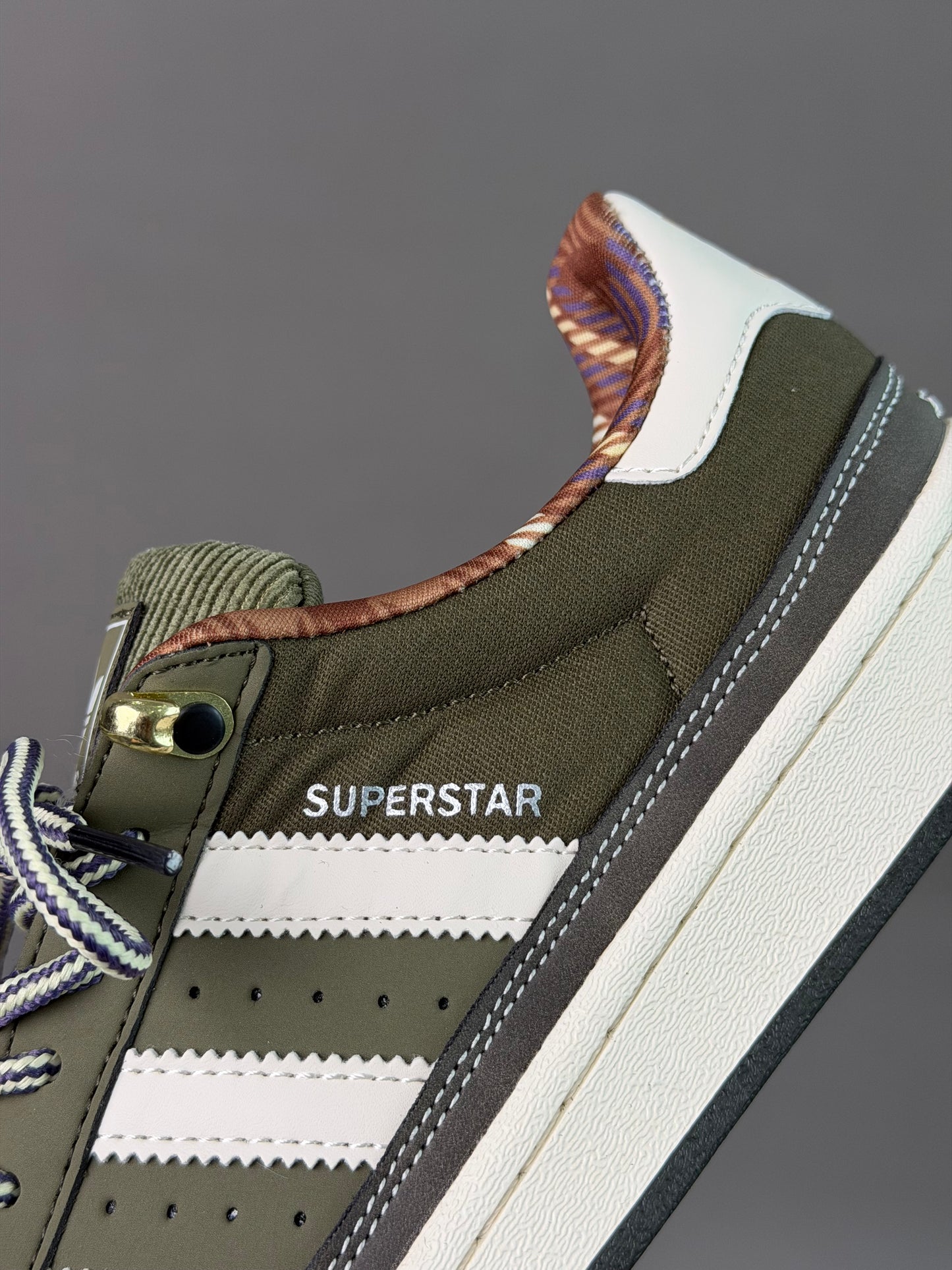 Adidas Superstar