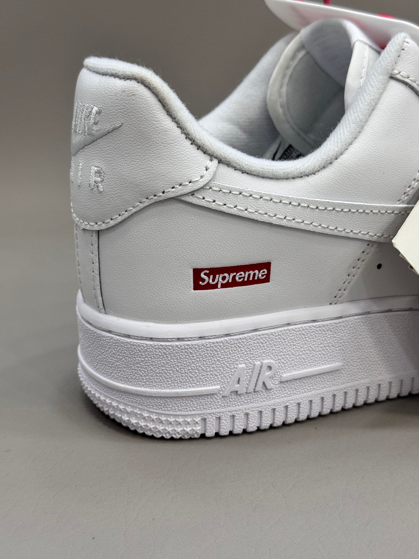 Nike Air Force 1 x Supreme