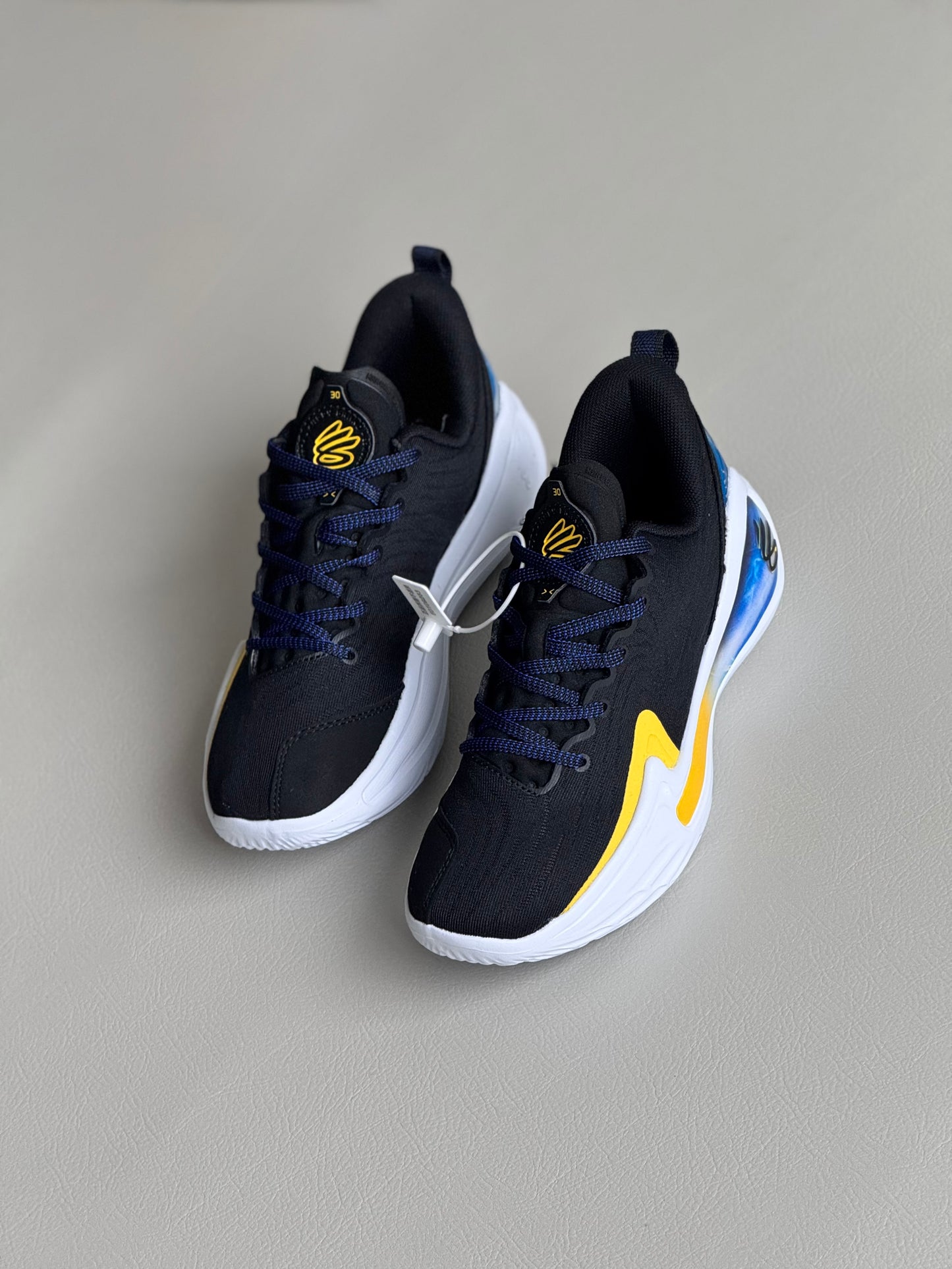 Under Armour Curry 12