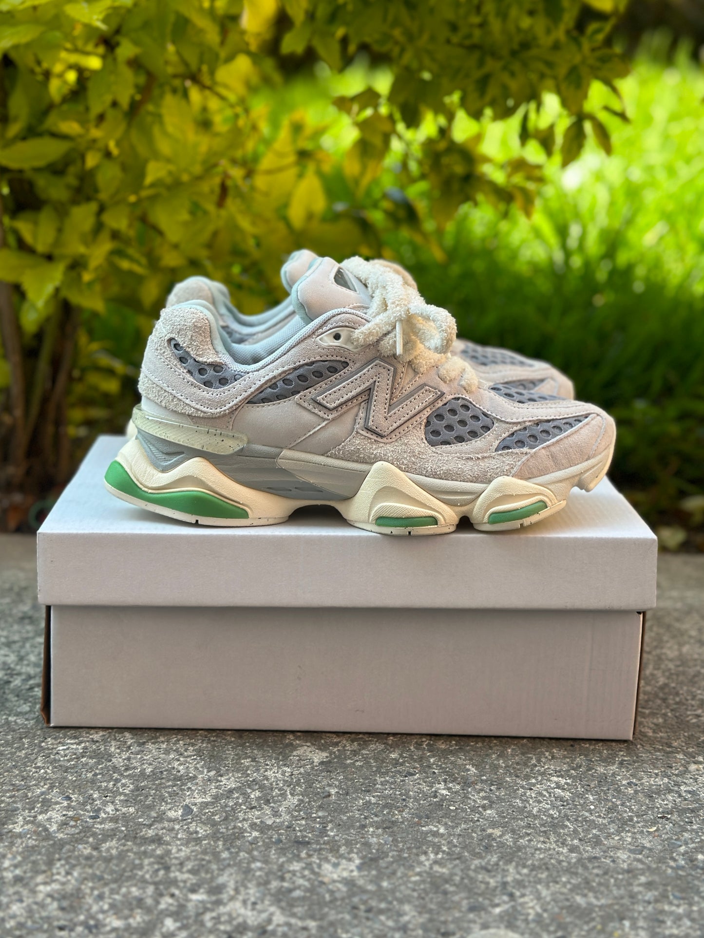 New Balance 9060