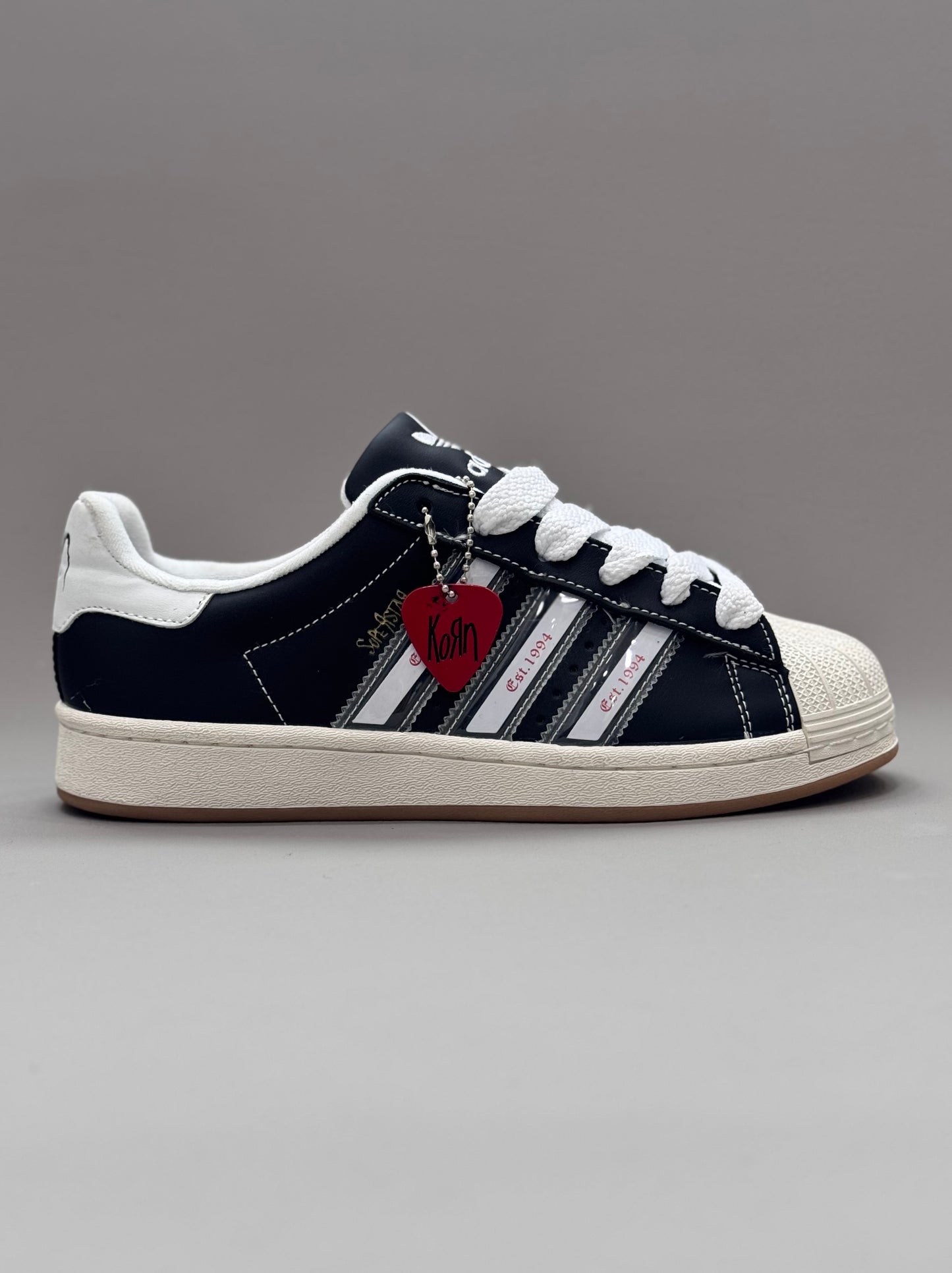 Adidas Superstar