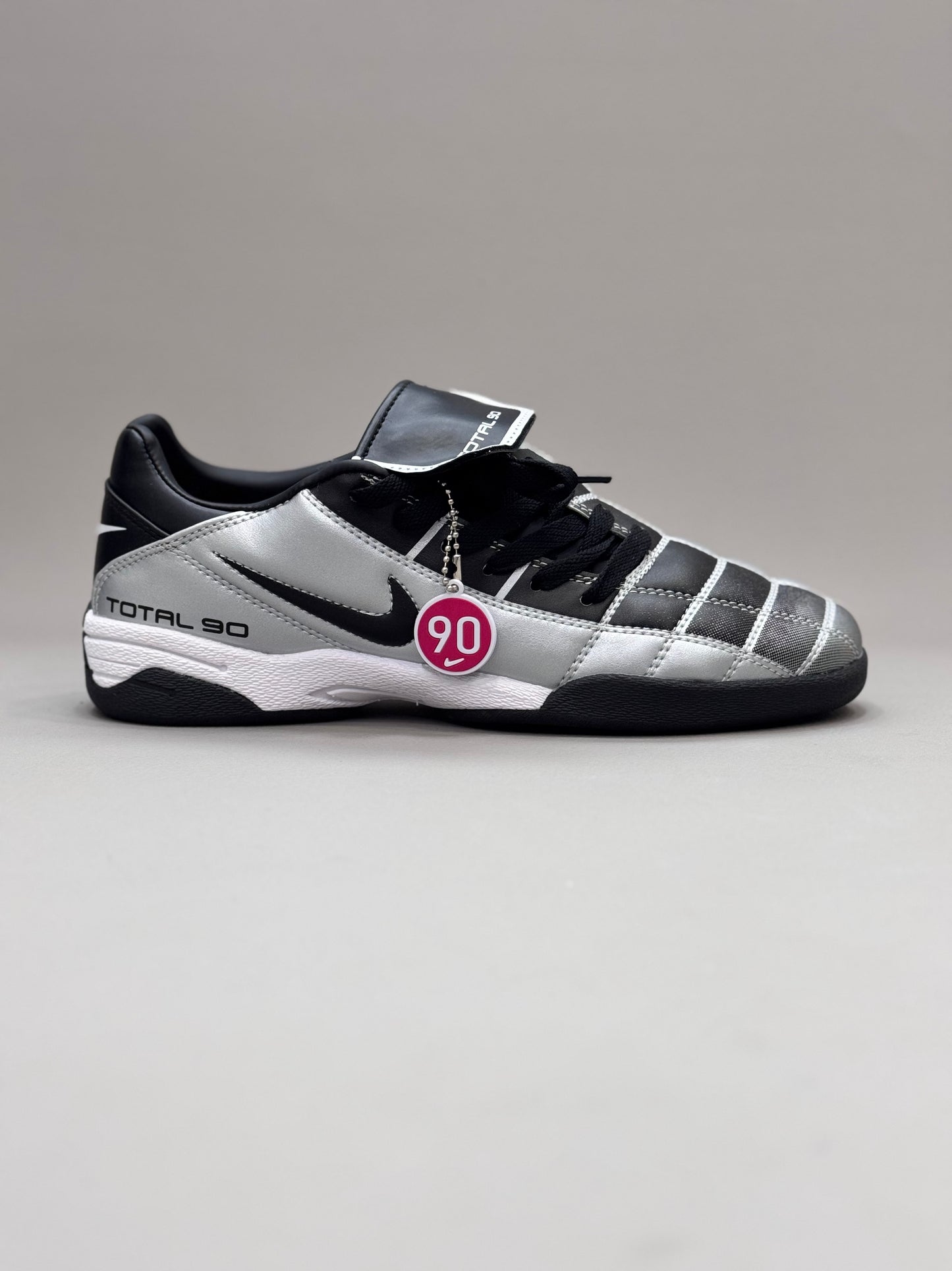 Nike Total 90