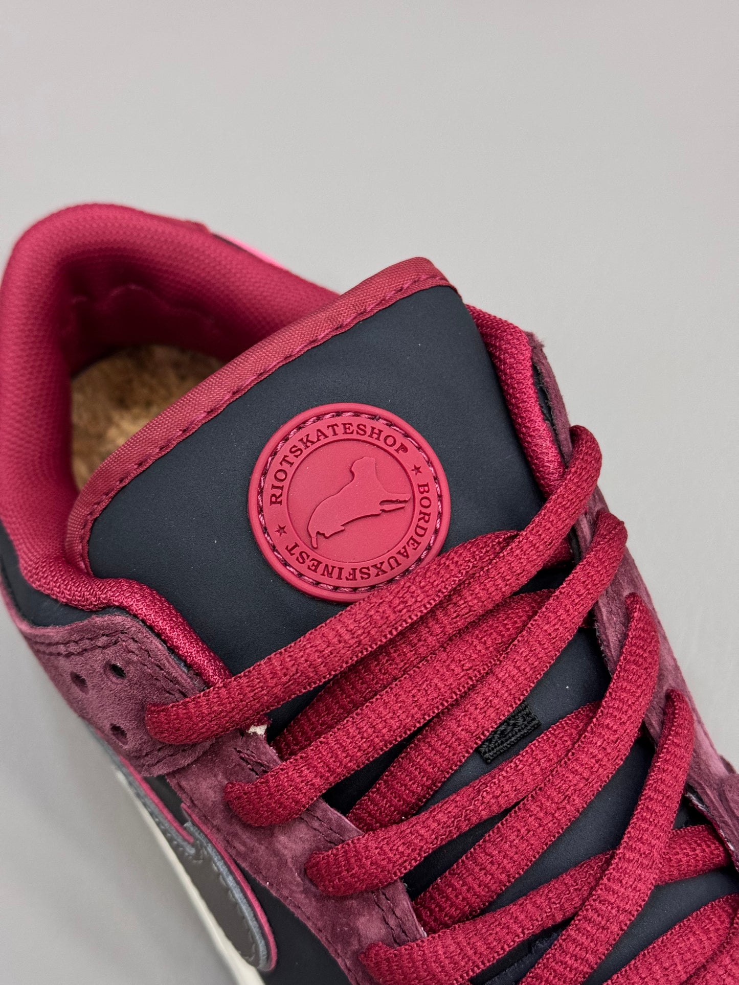 Nike SB Dunk Low Riot Skateshop