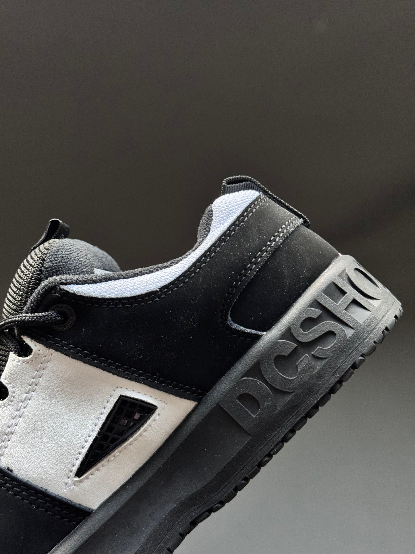 DC Shoes