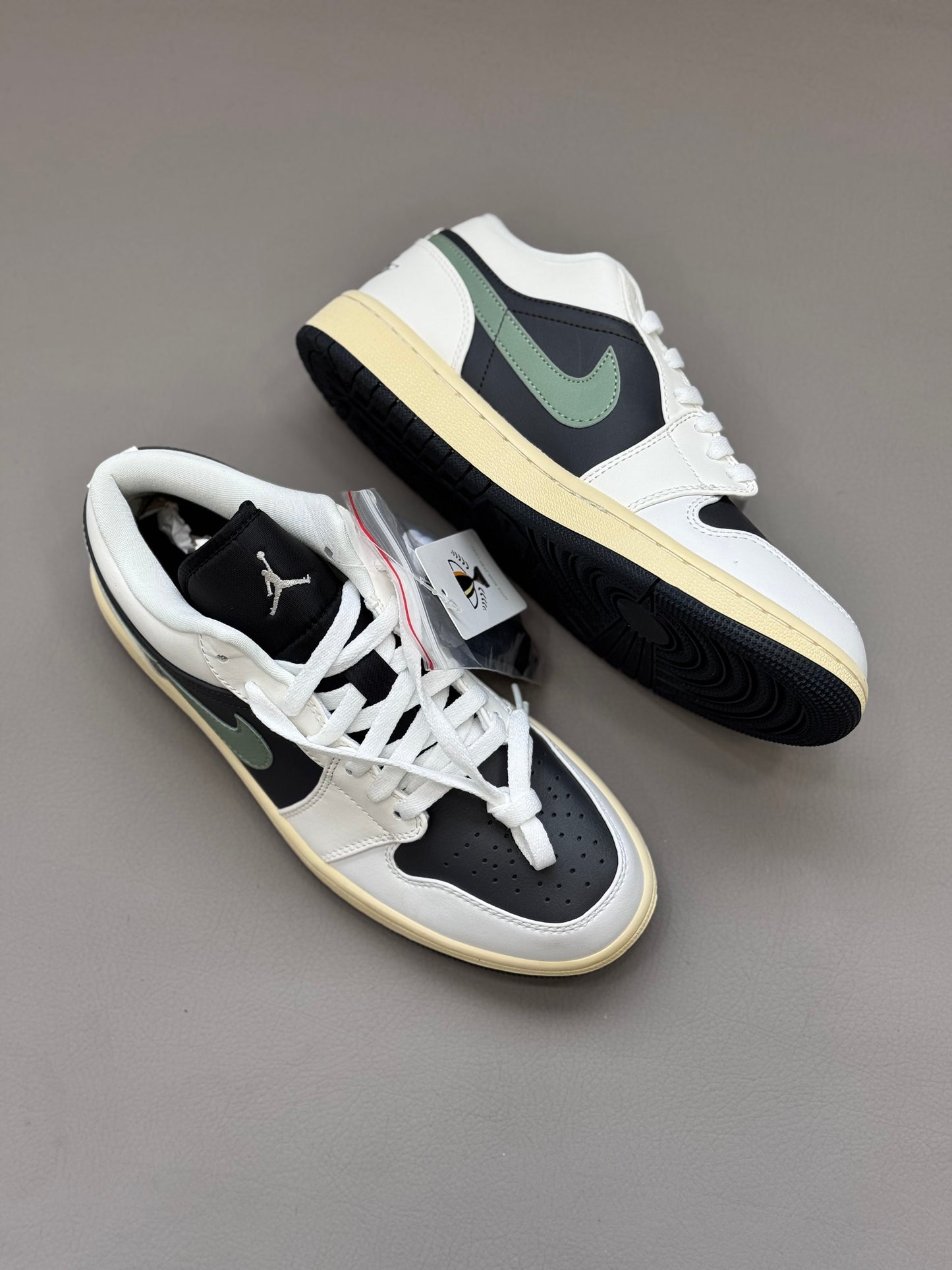Air Jordan 1 Low