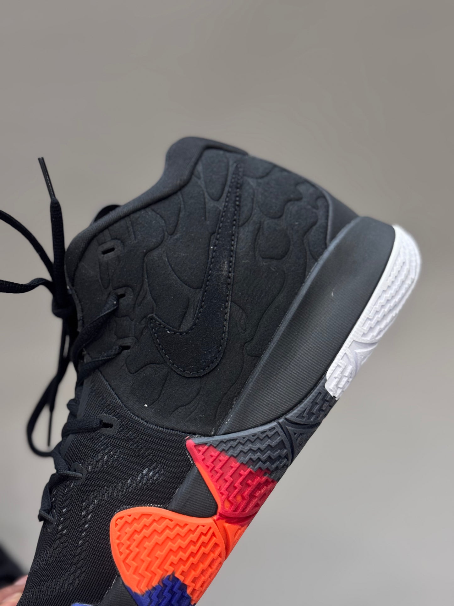 Nike Kyrie 4